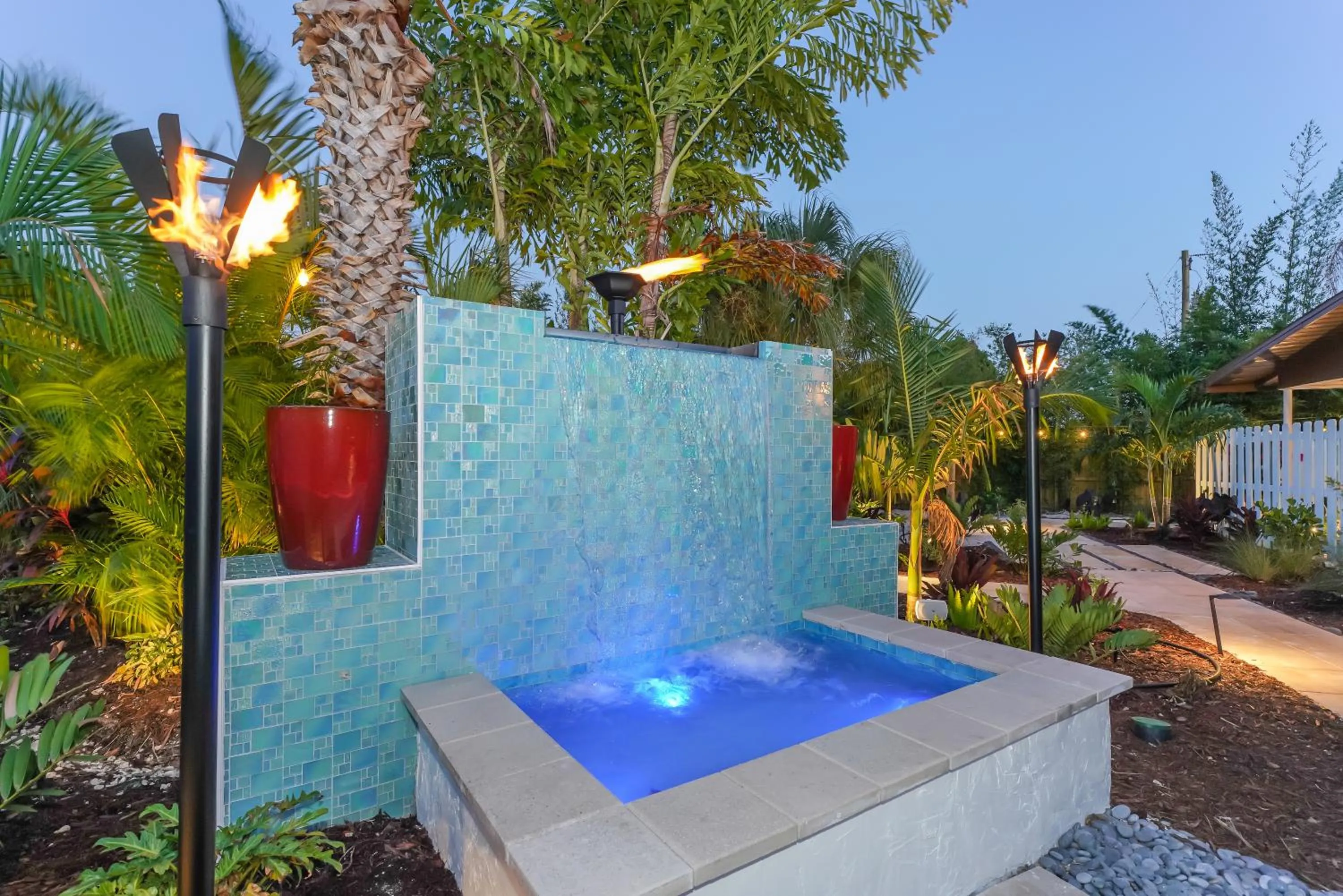 Natural landscape in Siesta Key Palms Resort