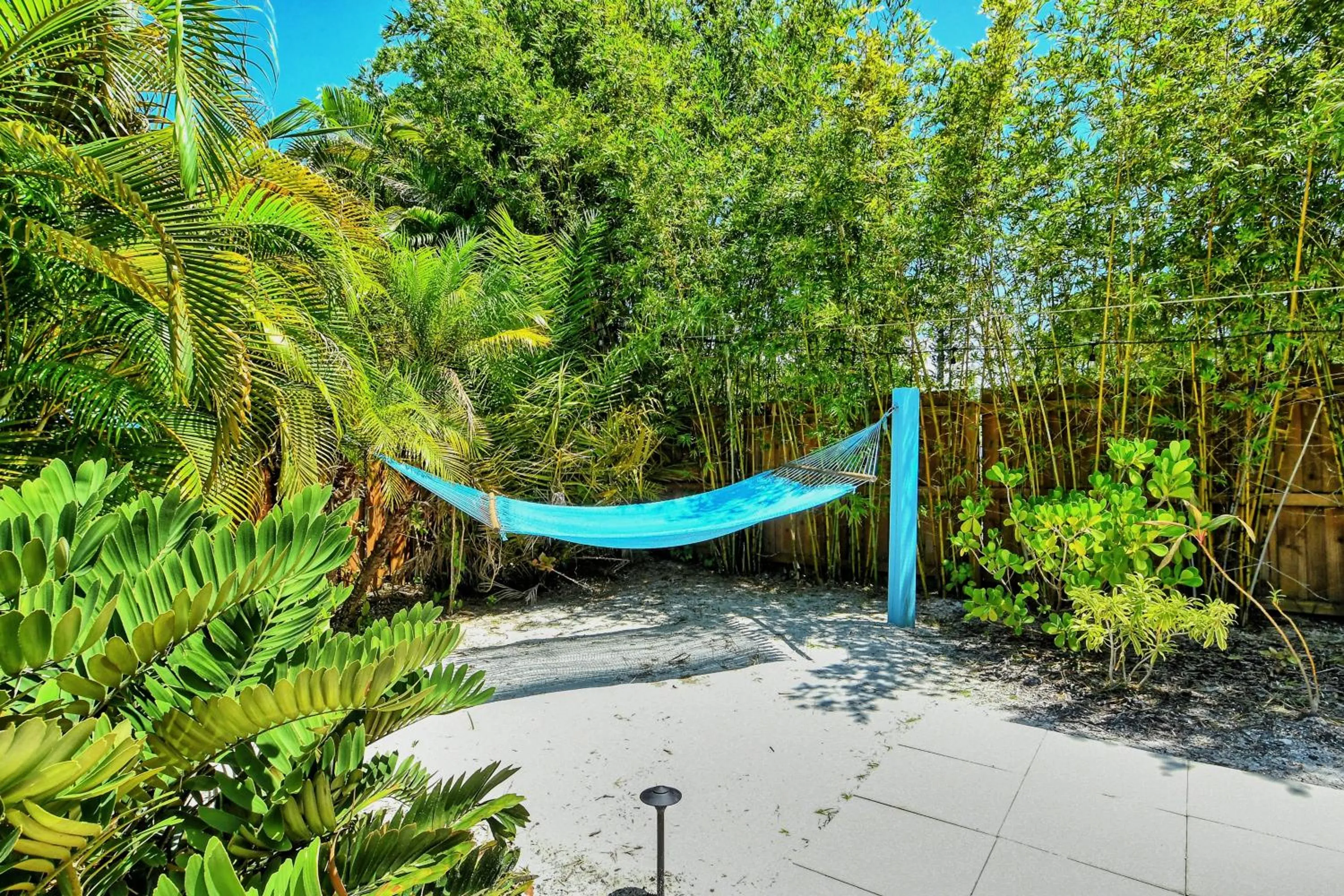 Garden in Siesta Key Palms Resort