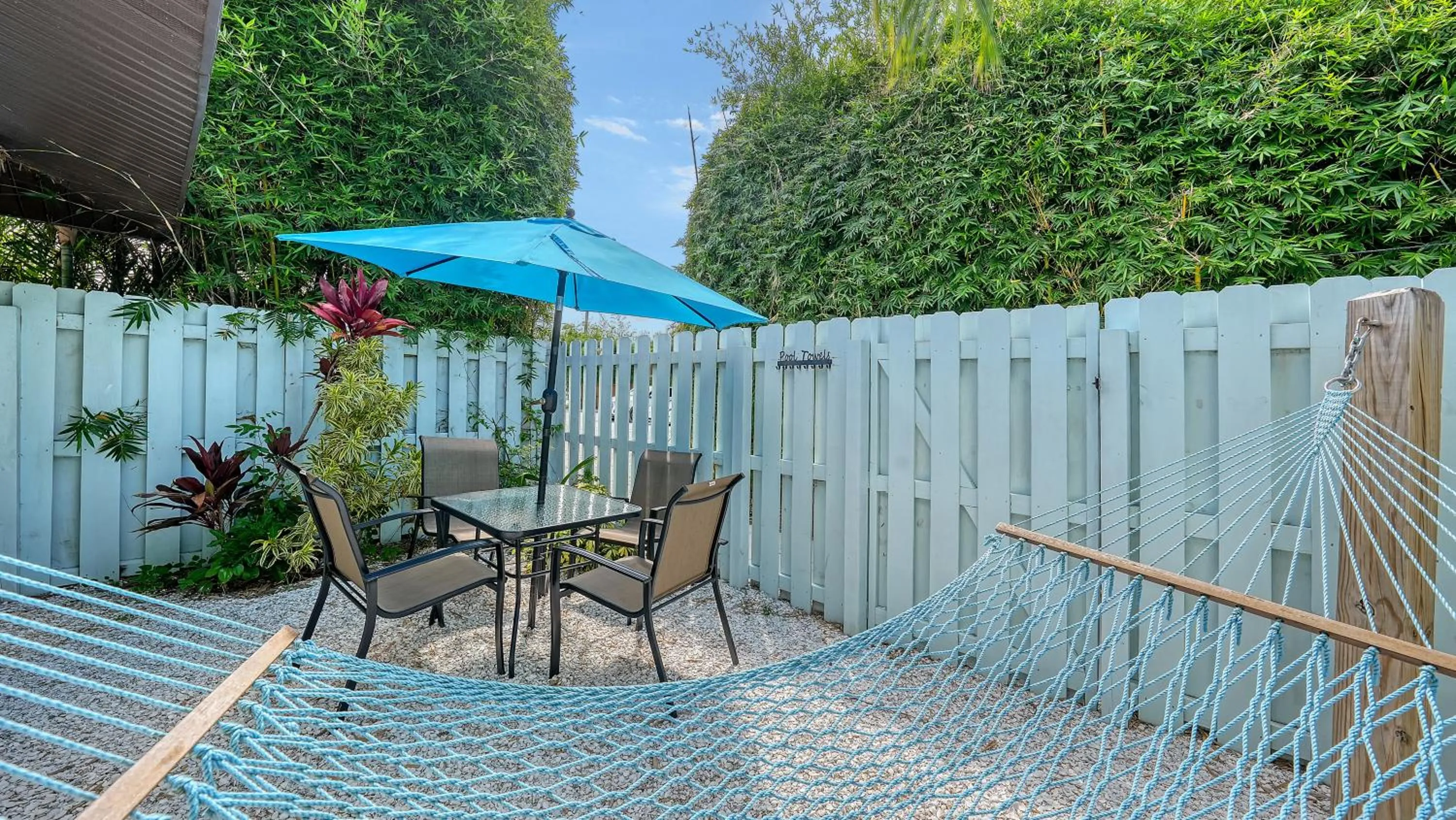 Siesta Key Palms Resort