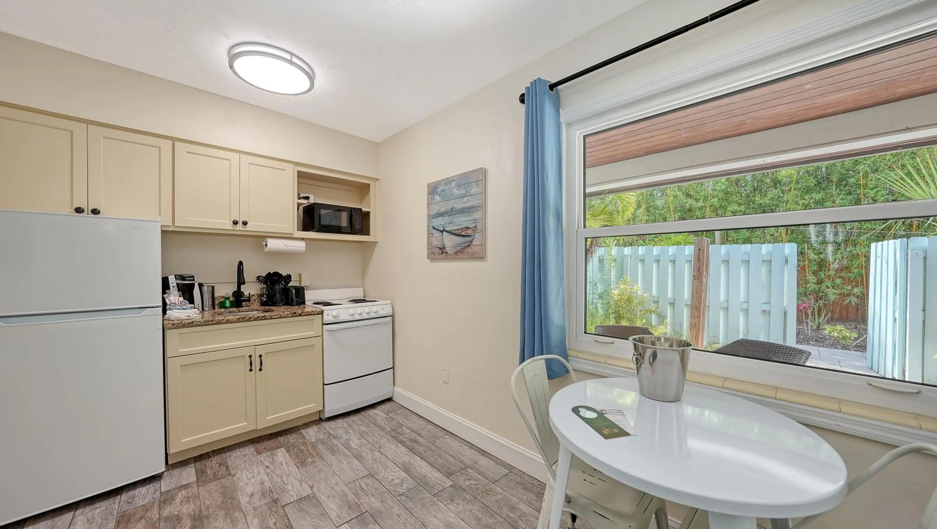 Siesta Key Palms Resort