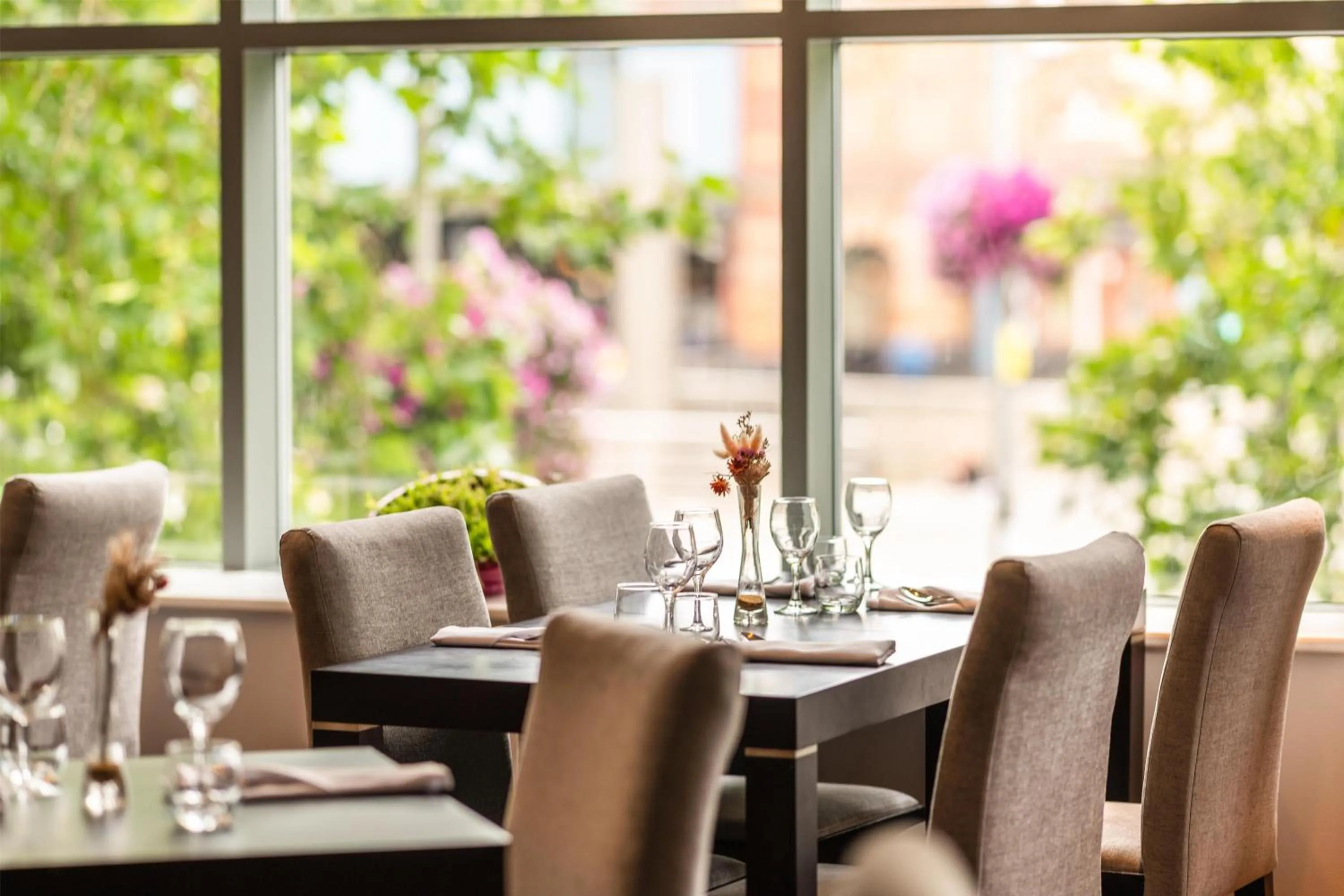 Restaurant/places to eat in Radisson Blu Hotel, Bristol