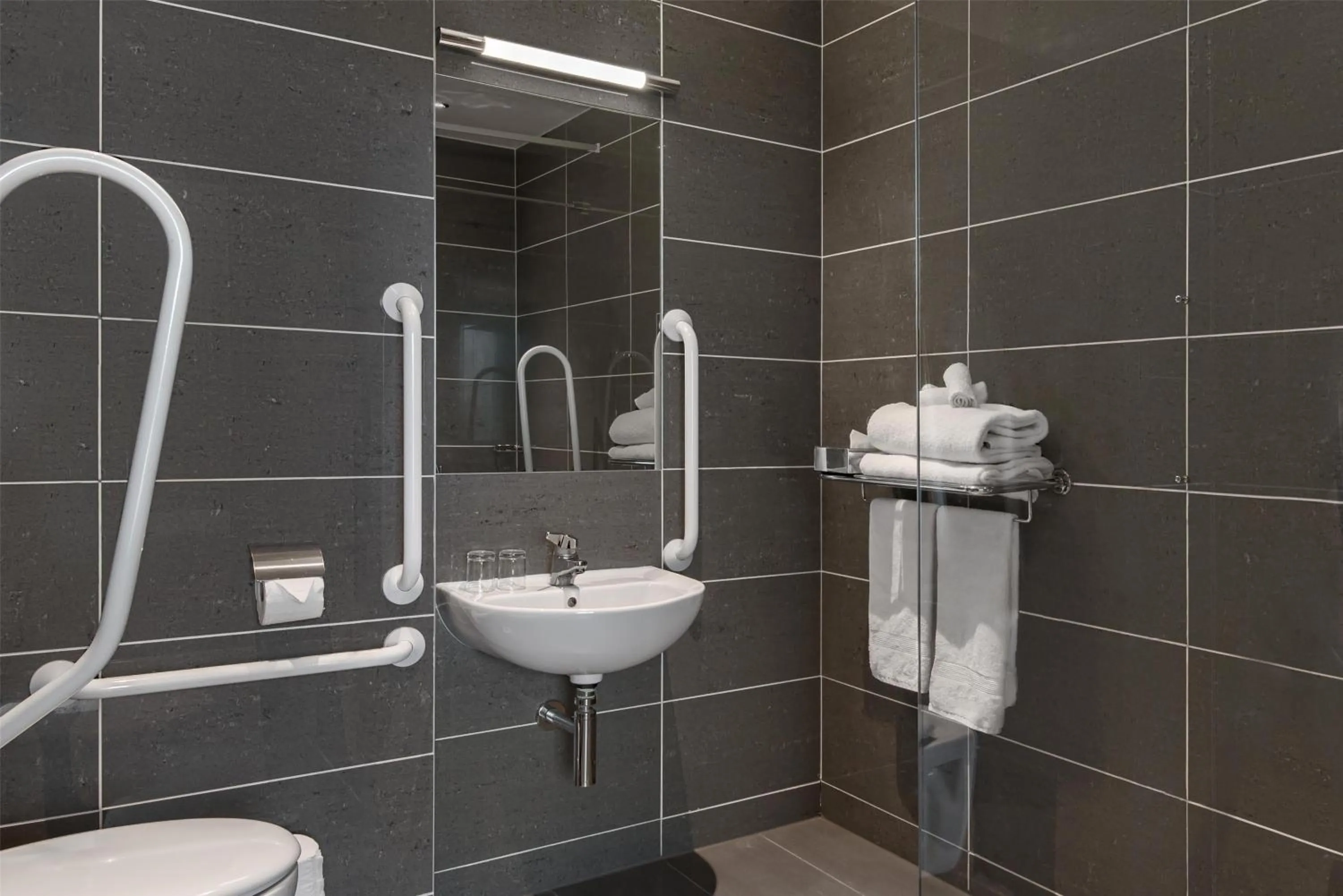 Bathroom in Radisson Blu Hotel, Bristol