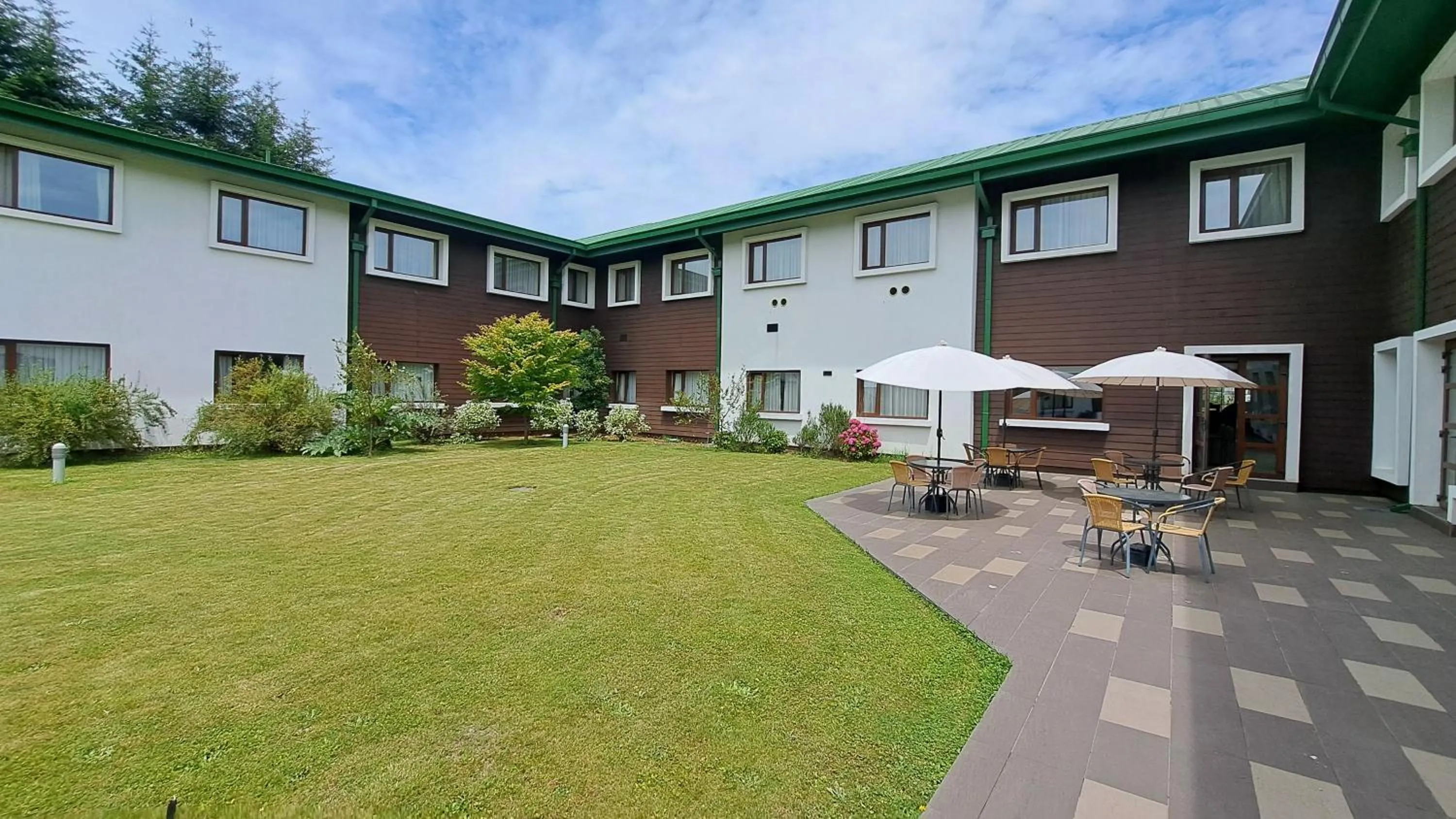 Garden in Hotel Diego de Almagro Osorno
