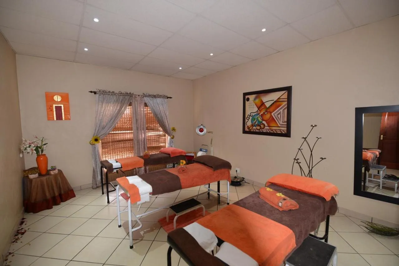 Spa and wellness centre/facilities, Bed in Attaché Guest Lodge & Health Spa