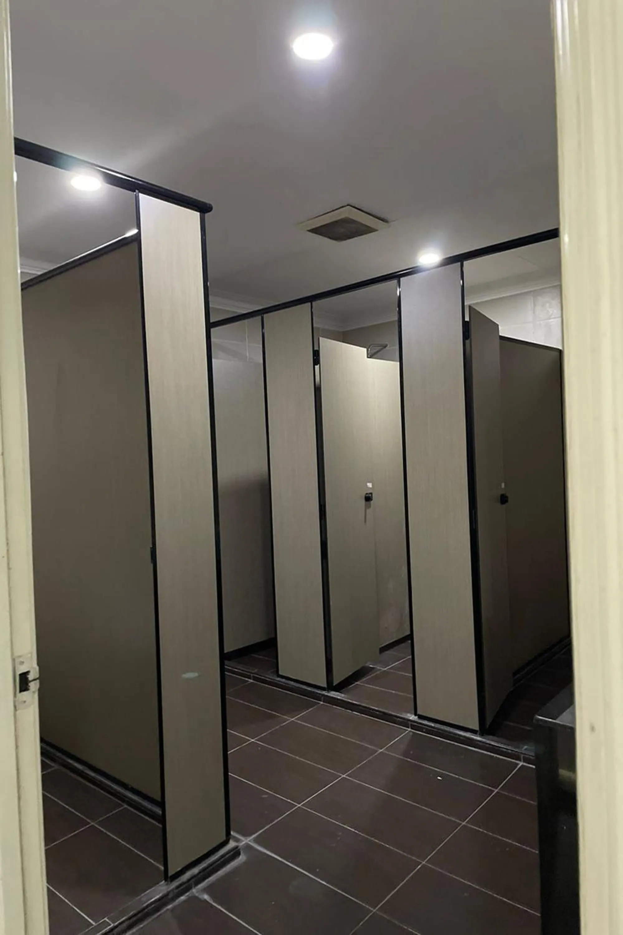 Bathroom in Hotel Mutiara KGMMB, Melaka