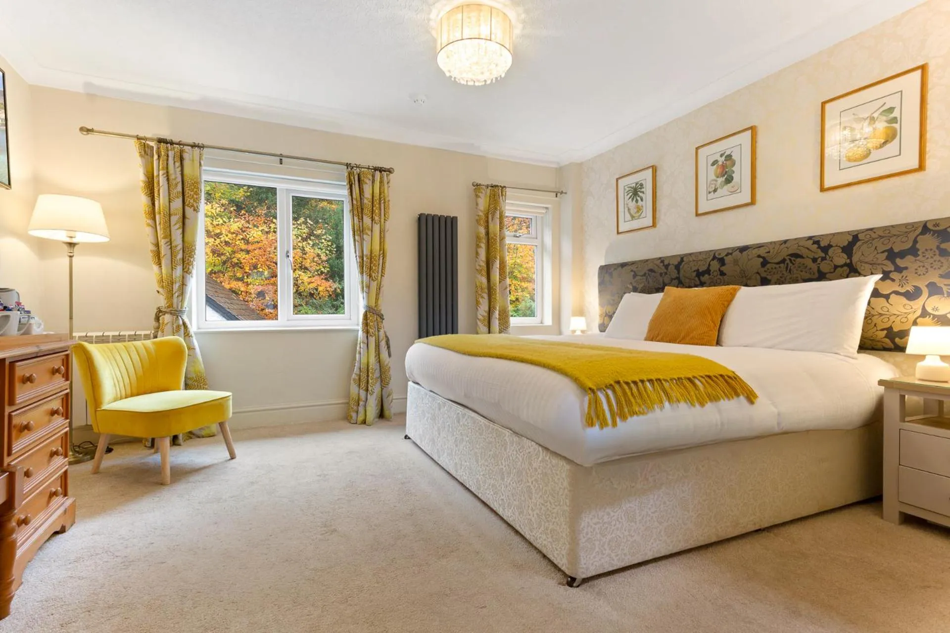 Shower, Bed in The Westbourne