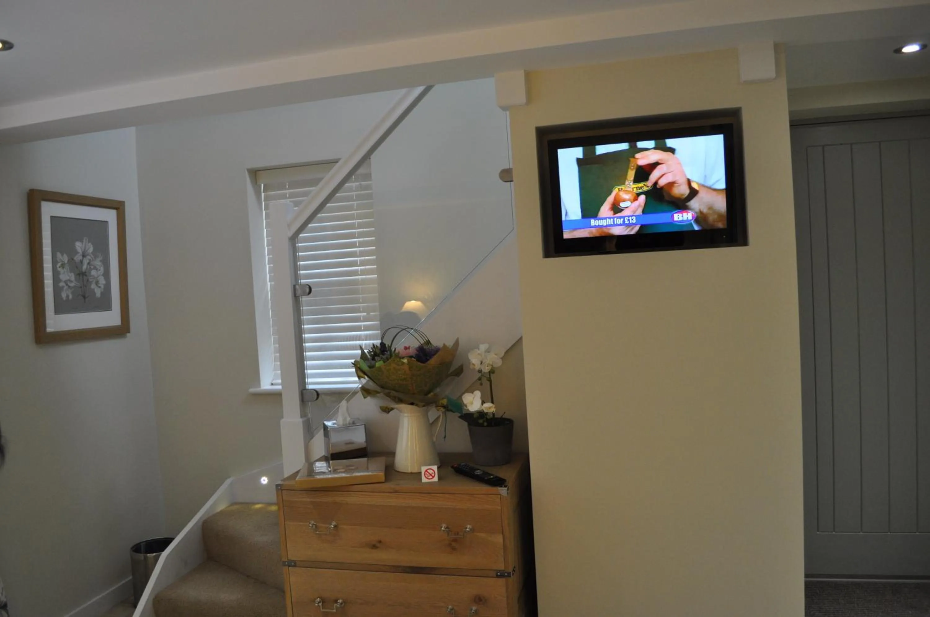 TV and multimedia in The Westbourne