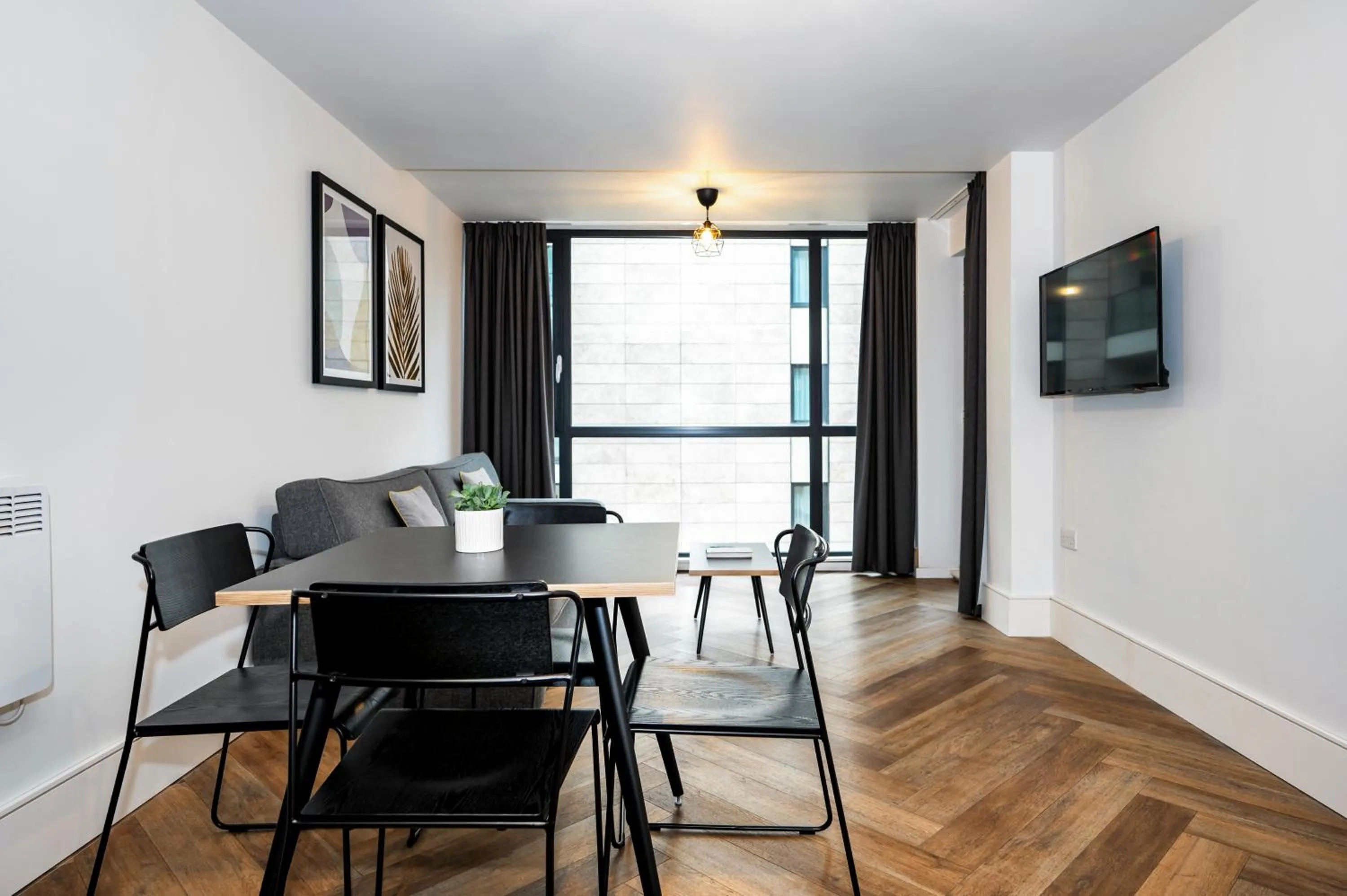 Dining area in Staycity Aparthotels Liverpool City Centre