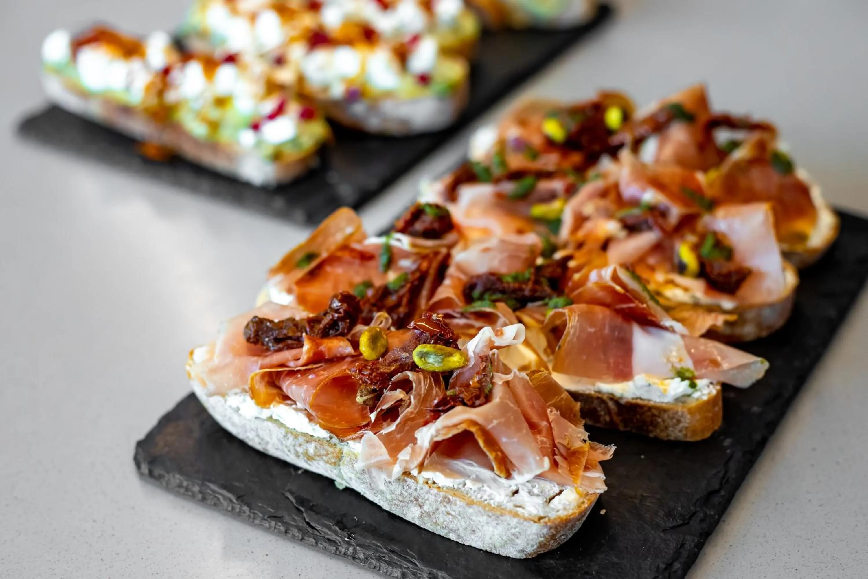 Restaurant/places to eat in Dancing House - Tančící dům hotel