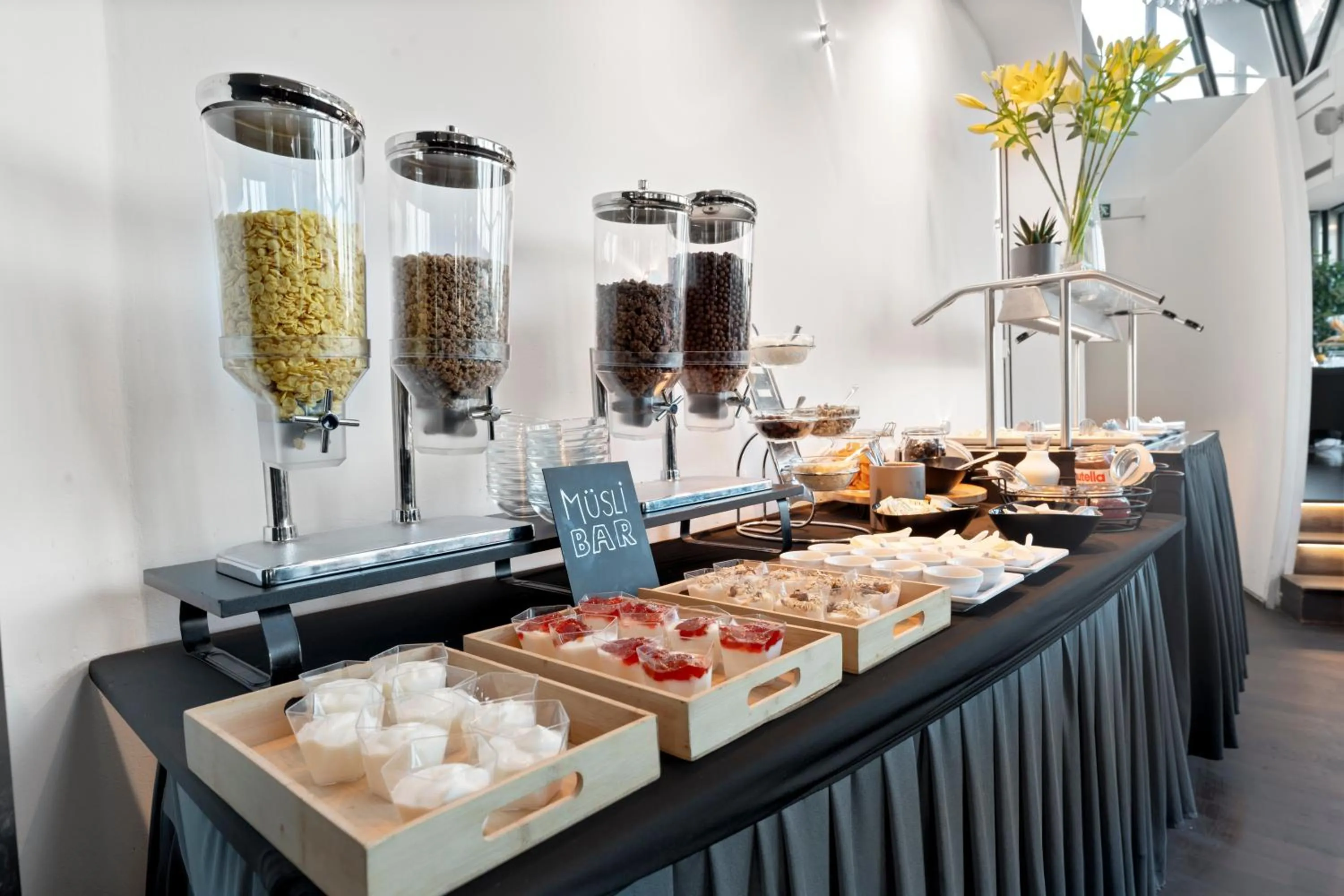 Breakfast in Dancing House - Tančící dům hotel