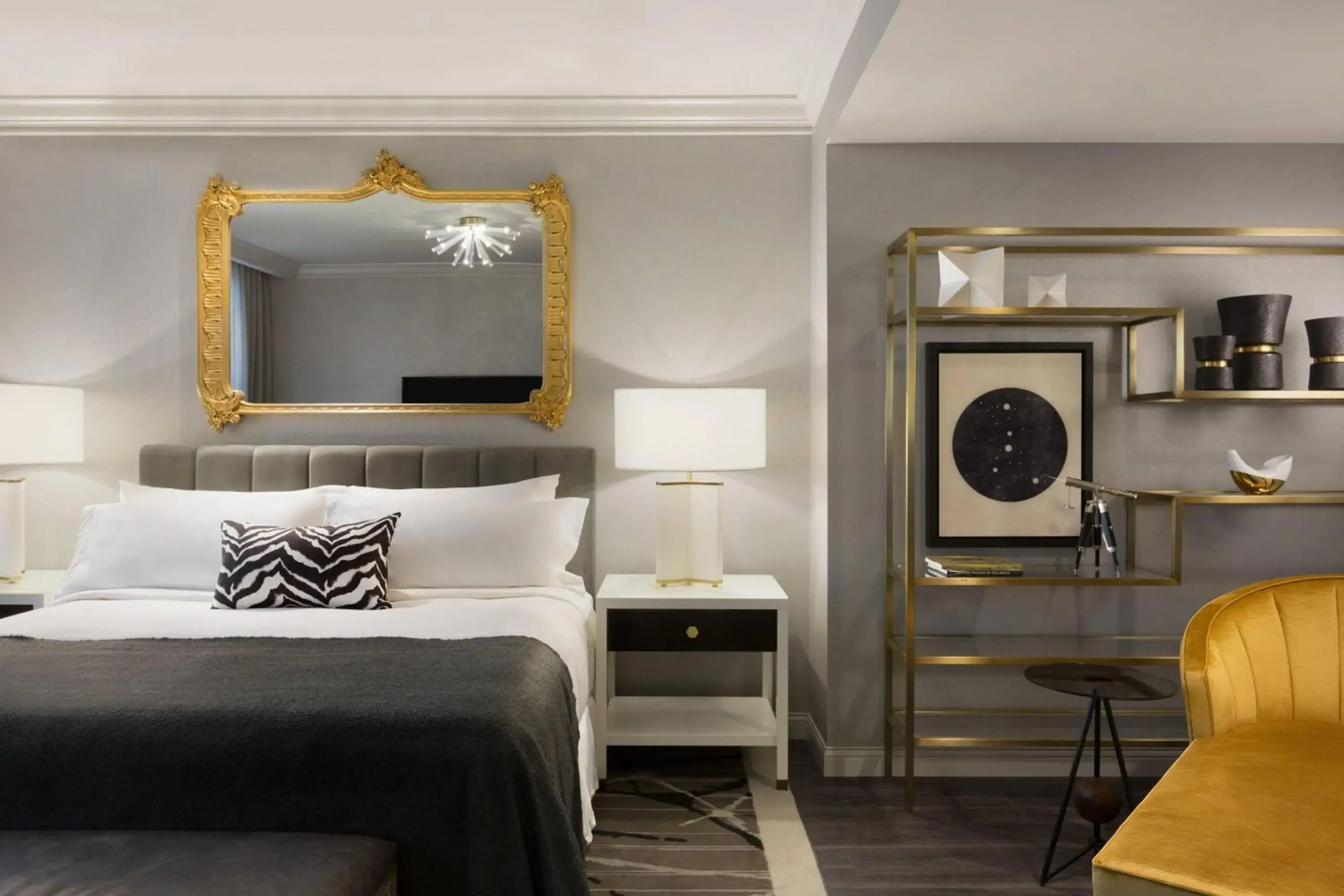 King Room in Hotel LeVeque, Autograph Collection King Room in Hotel LeVeque, Autograph Collection