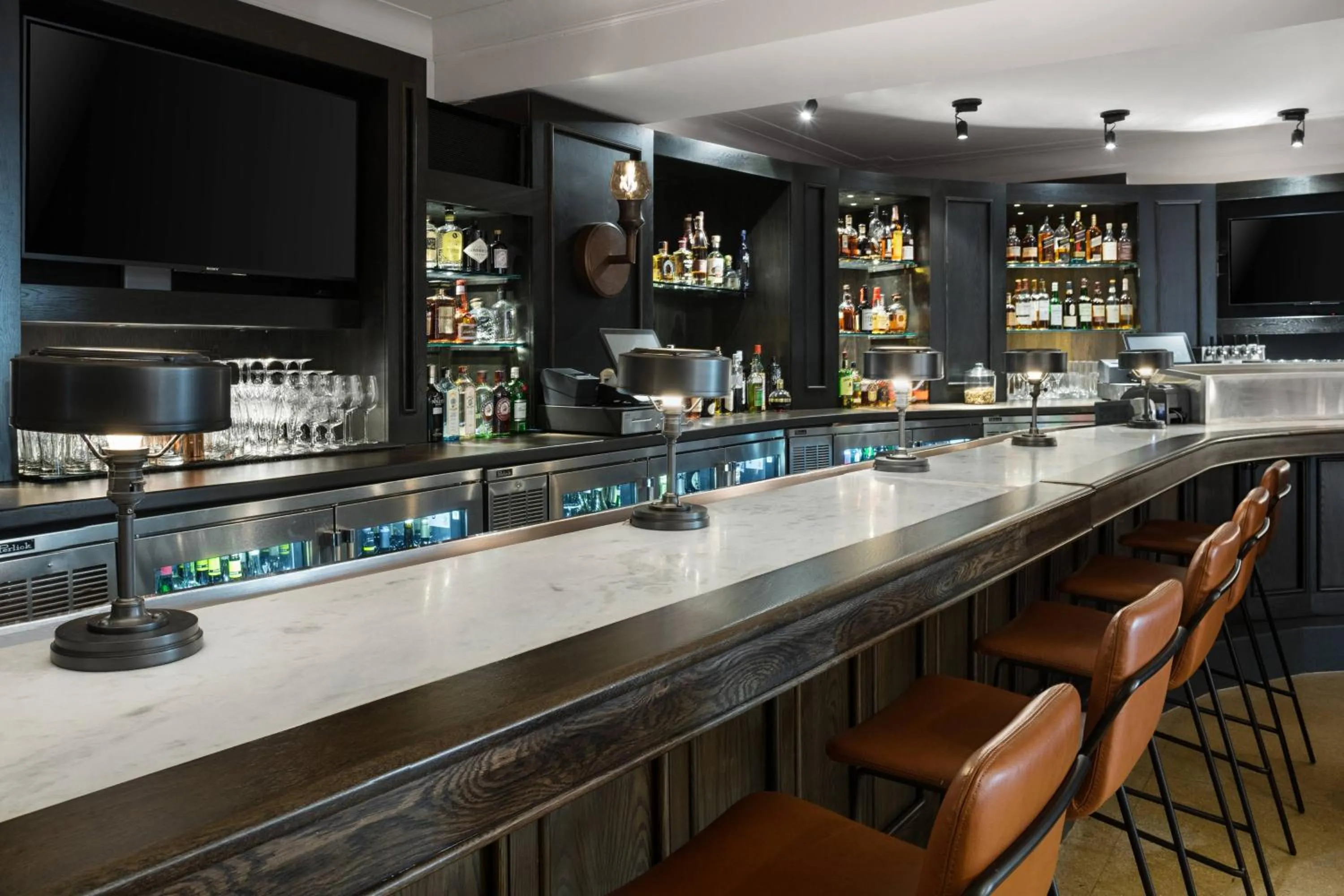 Lounge or bar in Hotel LeVeque, Autograph Collection