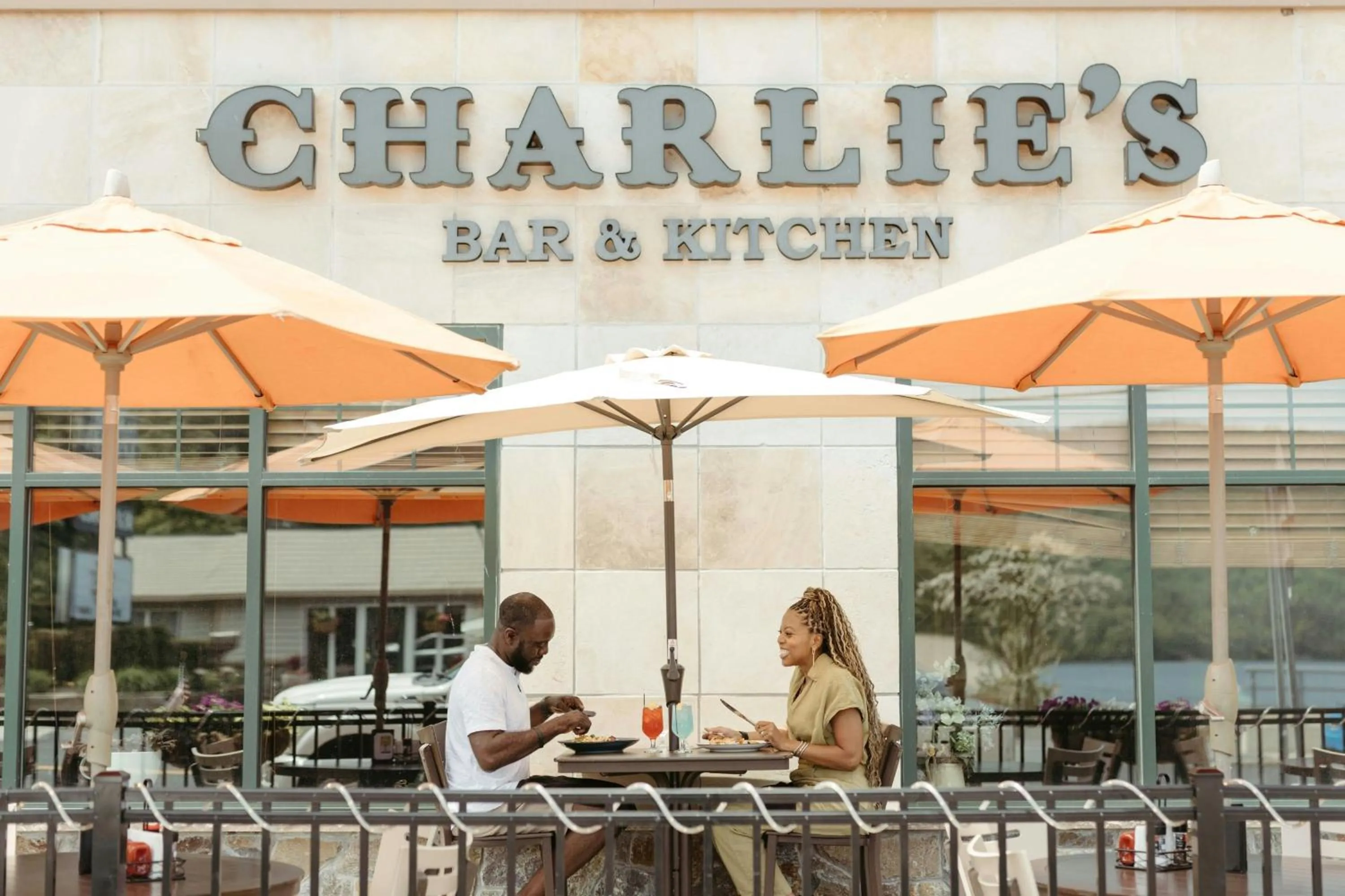 Lounge or bar in Courtyard by Marriott Lake George