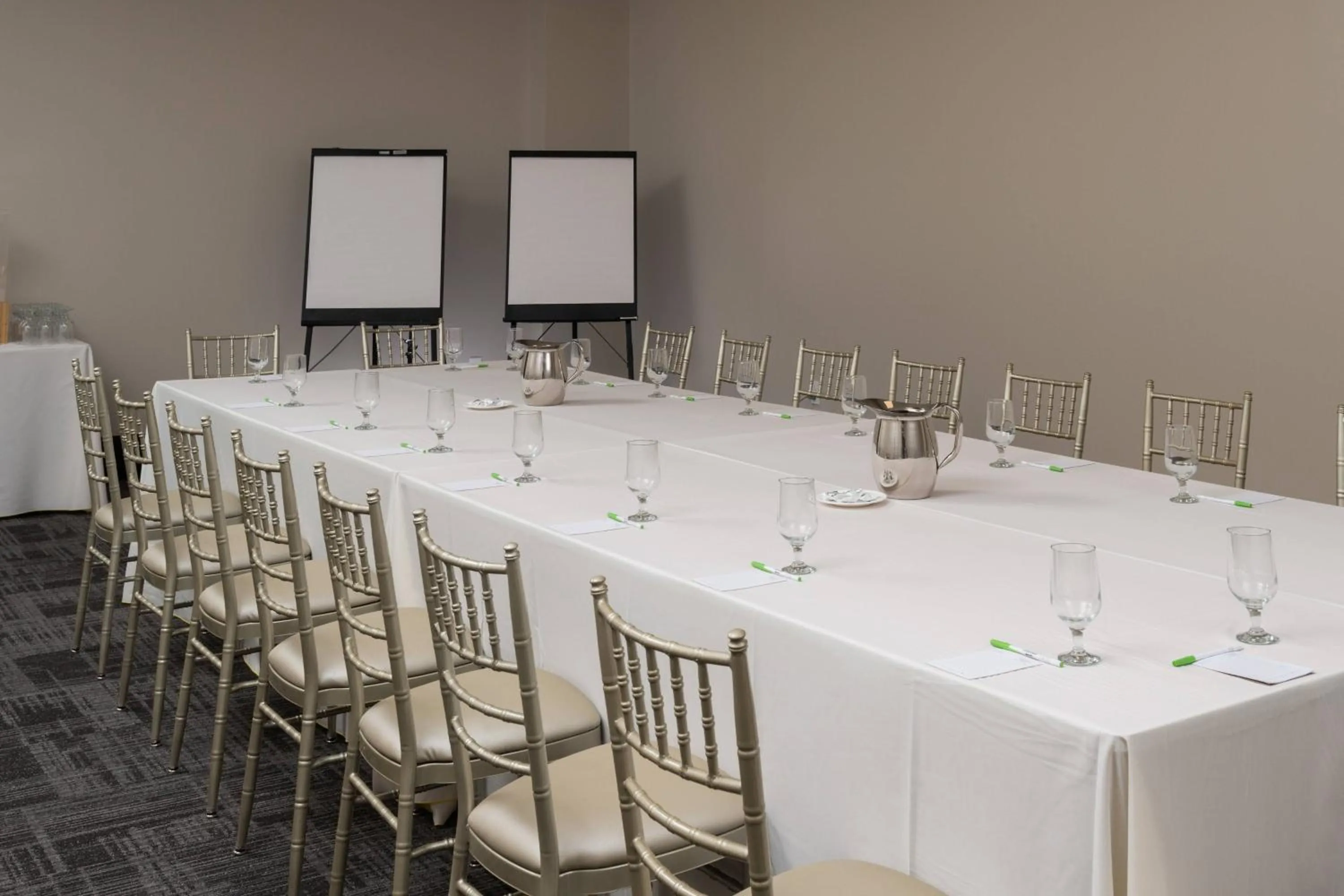 Meeting/conference room in Courtyard by Marriott Lake George