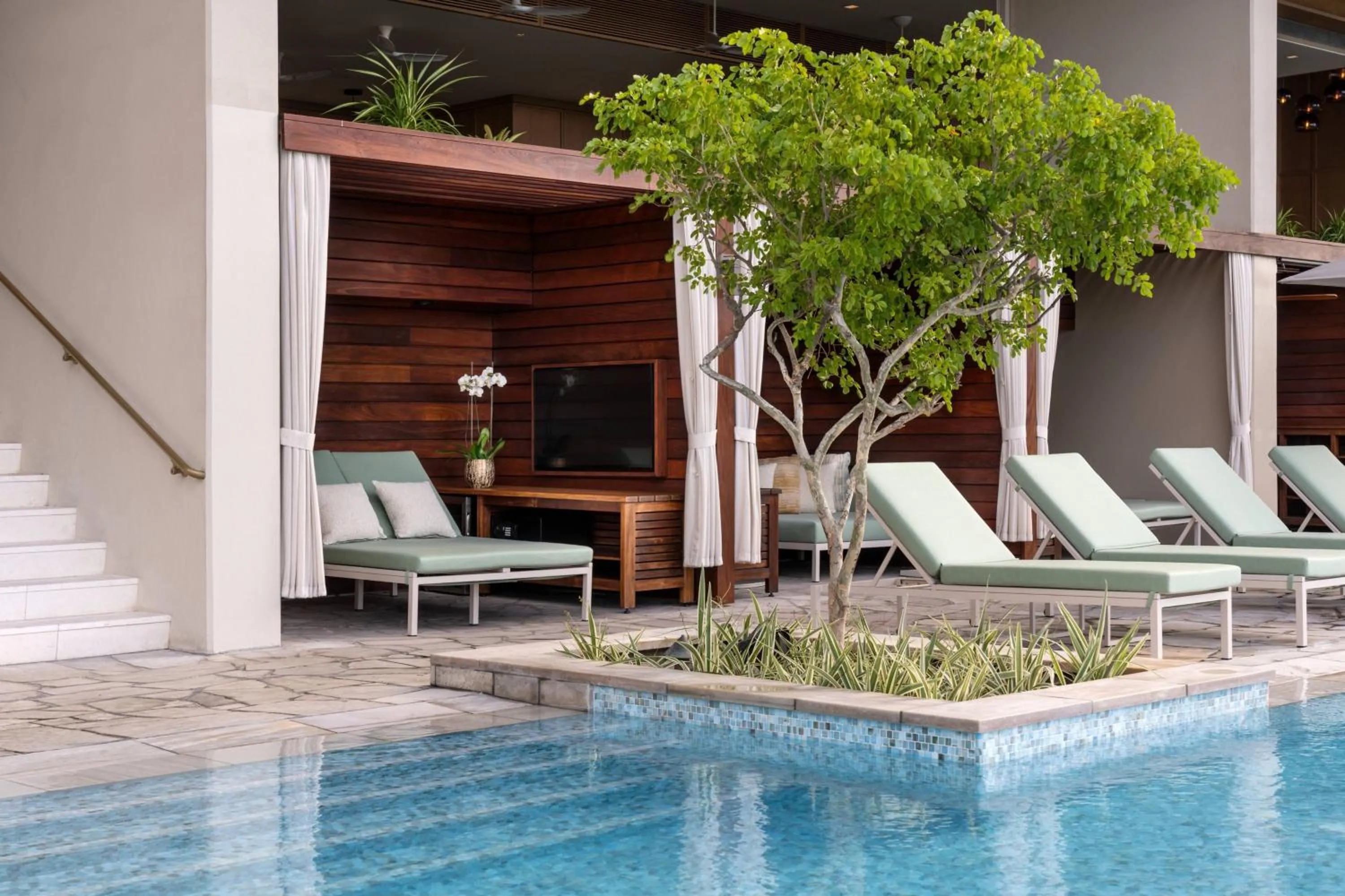 Area and facilities in The Ritz-Carlton Residences, Waikiki Beach Hotel