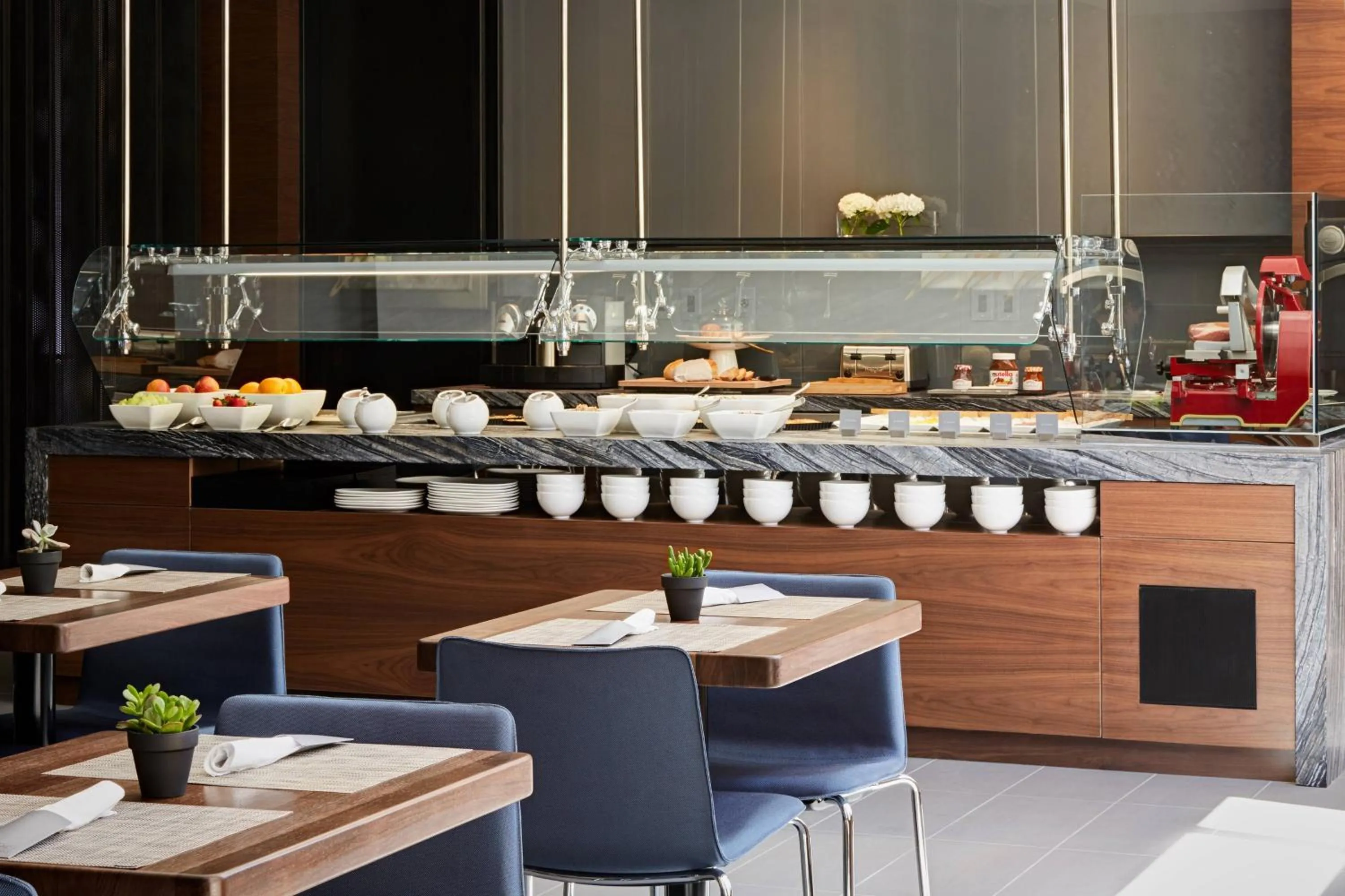 Restaurant/places to eat in AC Hotel by Marriott Phoenix Tempe/Downtown