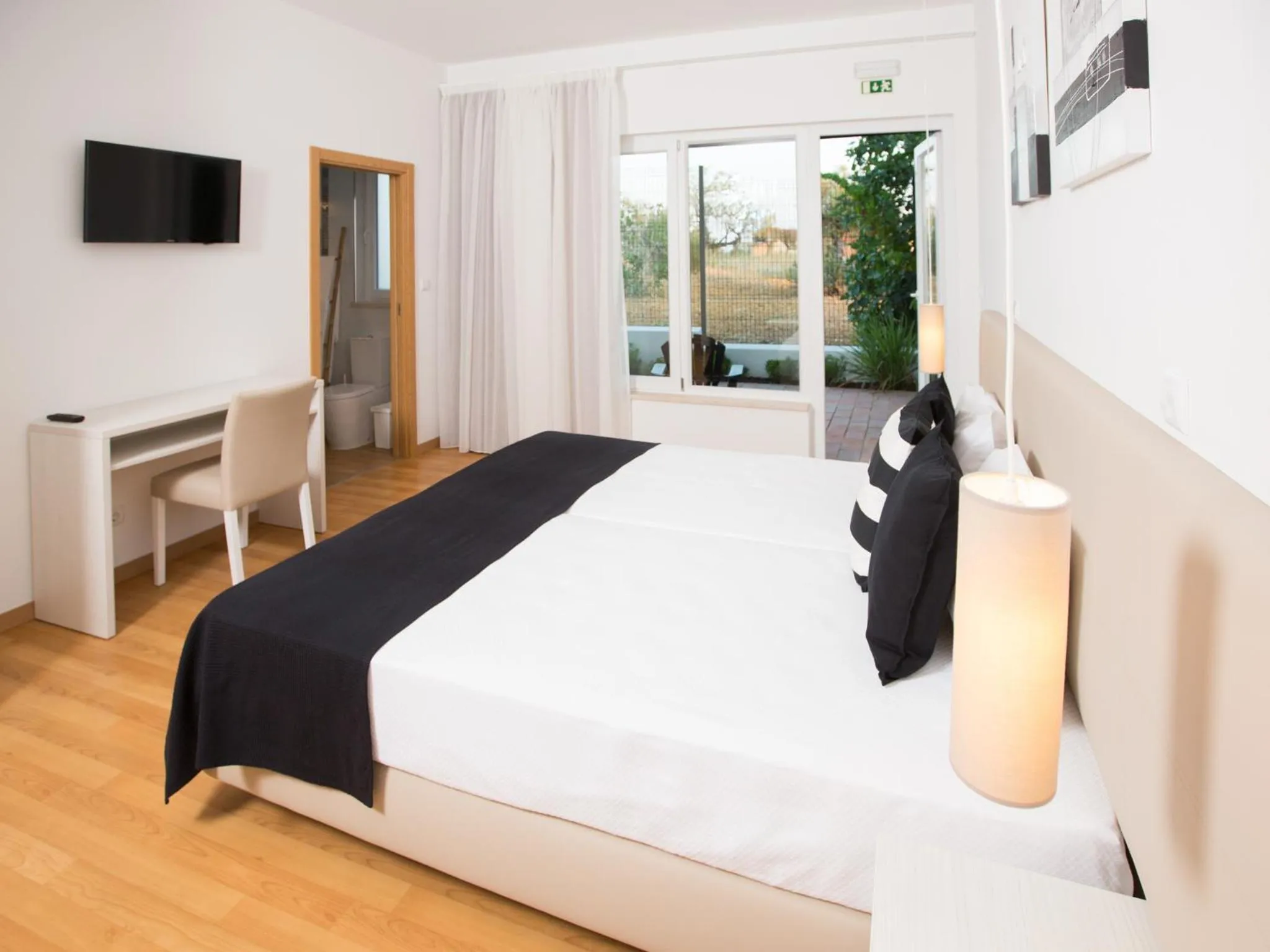 Bedroom, Bed in Tavira Monte