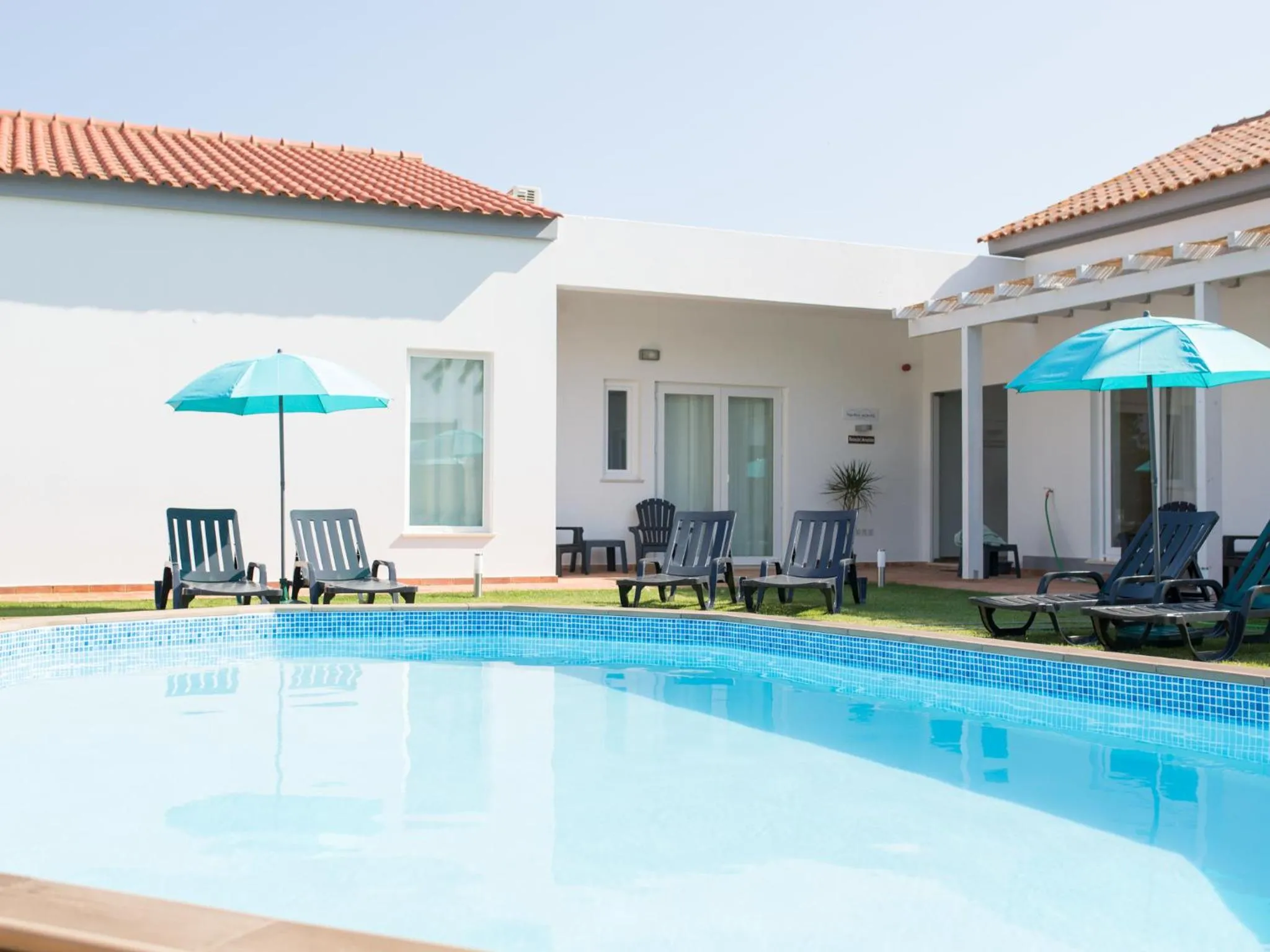 Swimming pool in Tavira Monte