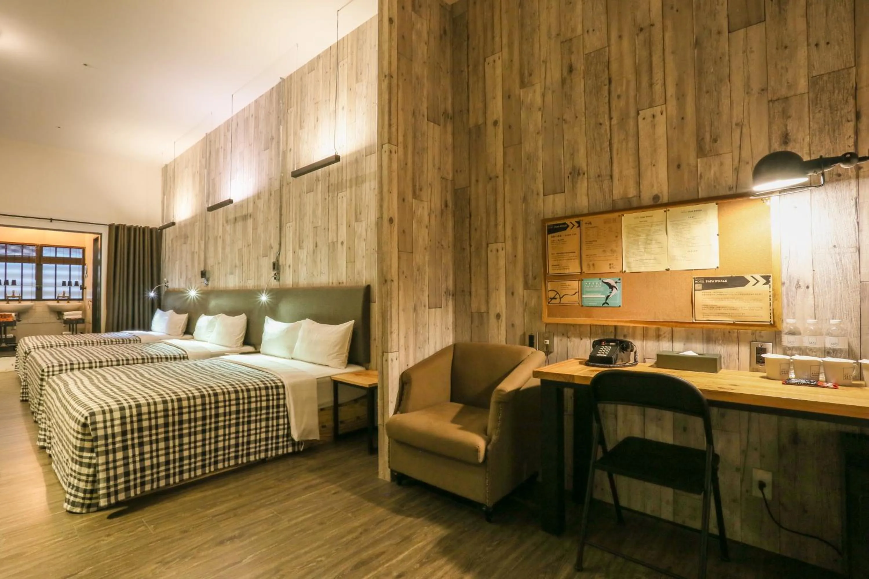 Photo of the whole room, Bed in Hotel PaPa Whale