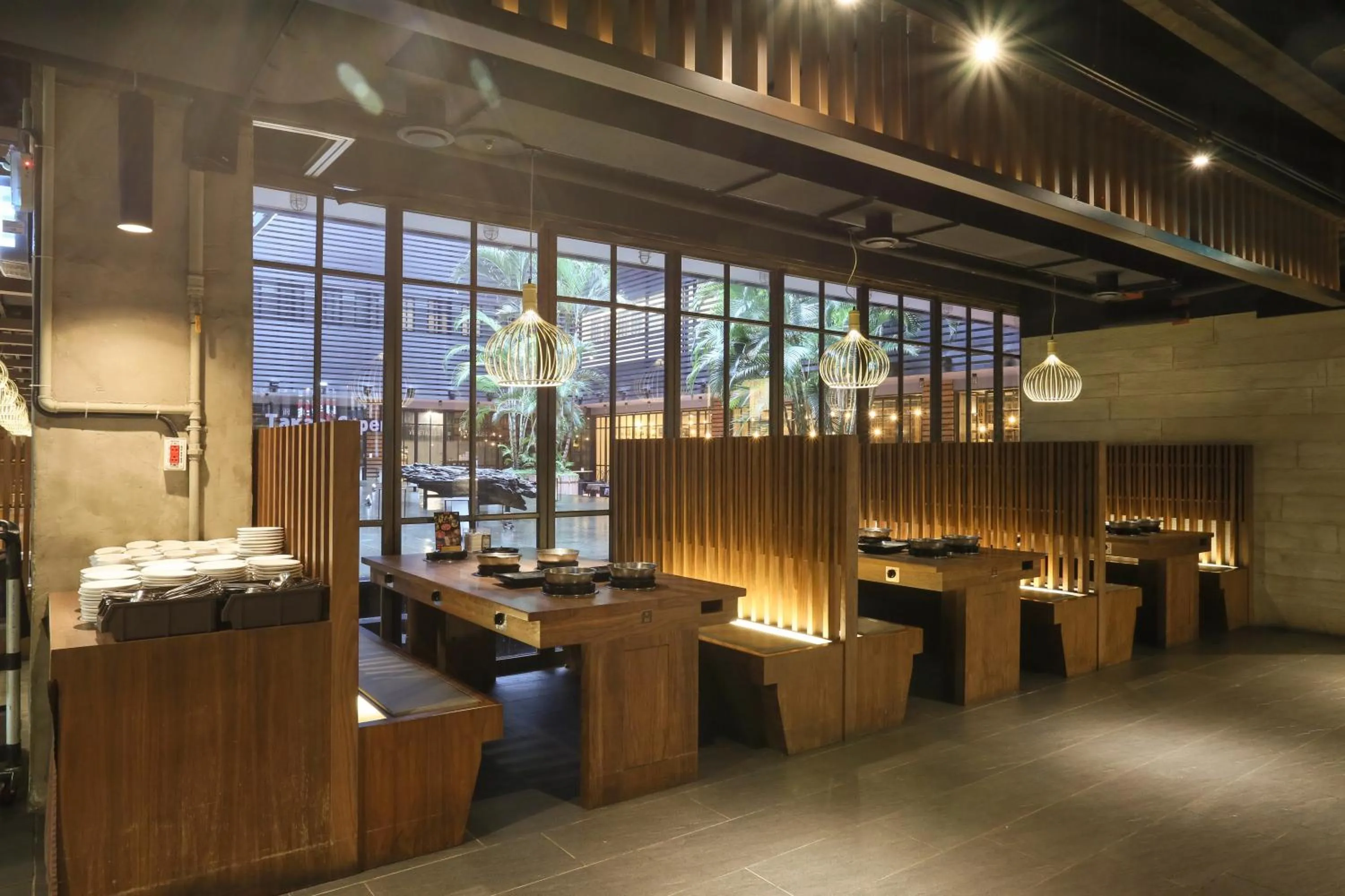 Restaurant/places to eat in Hotel PaPa Whale