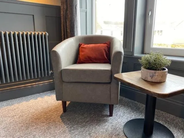 Double Room in Irvine Guest House