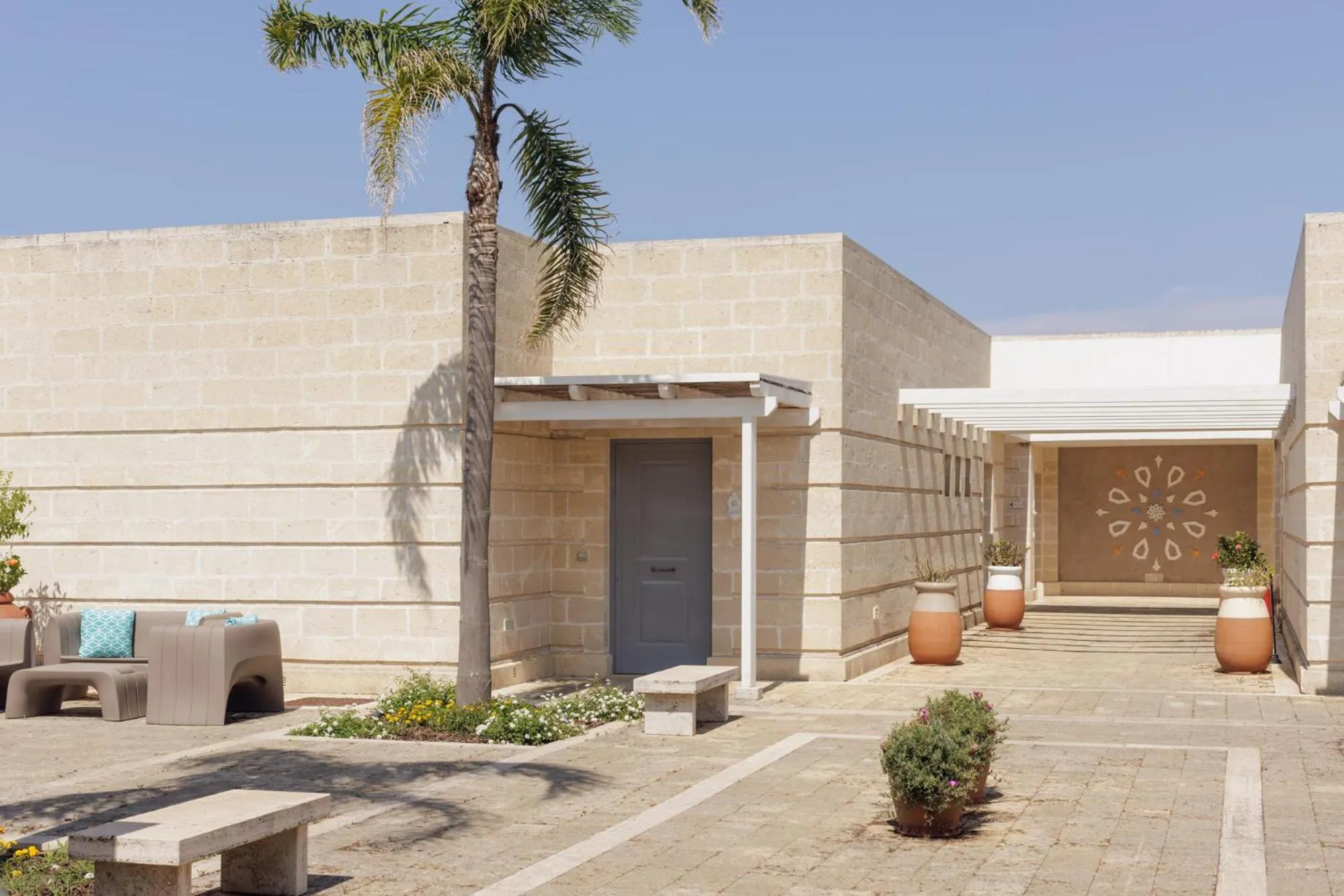 Property building in Borgo de li Santi