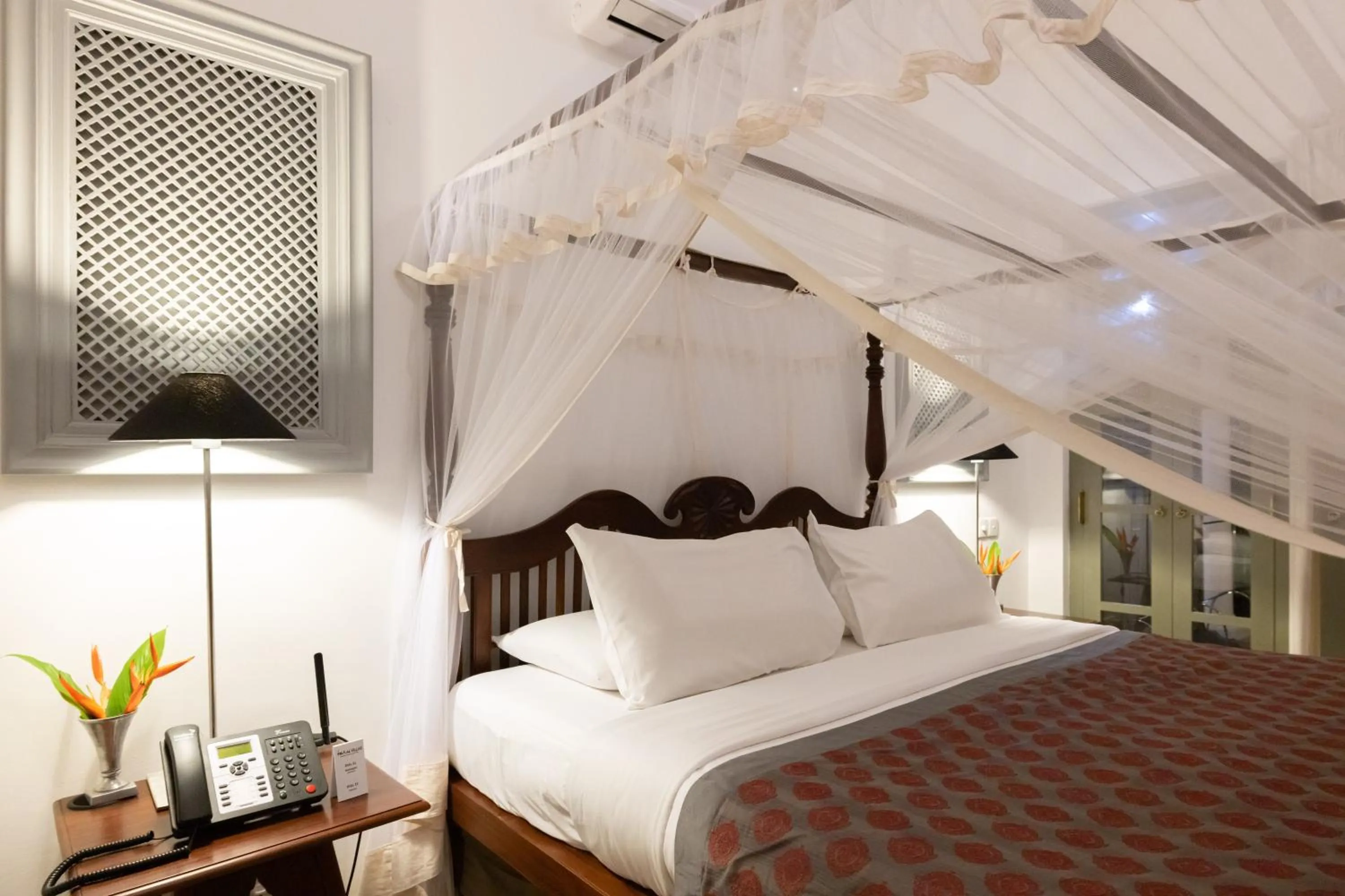 Bed in Taru Villas Mawella - Tangalle