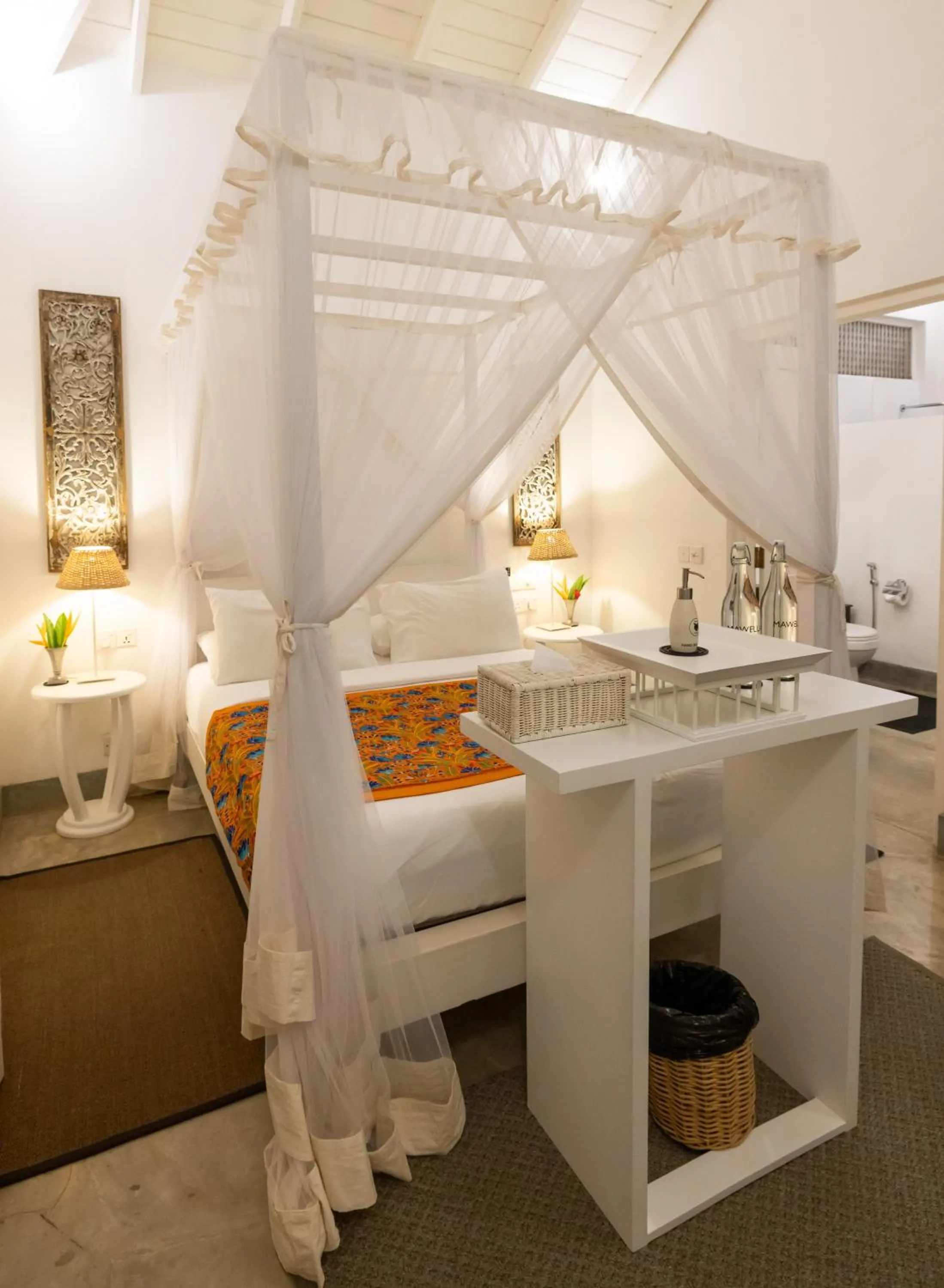 Bedroom, Bed in Taru Villas Mawella - Tangalle