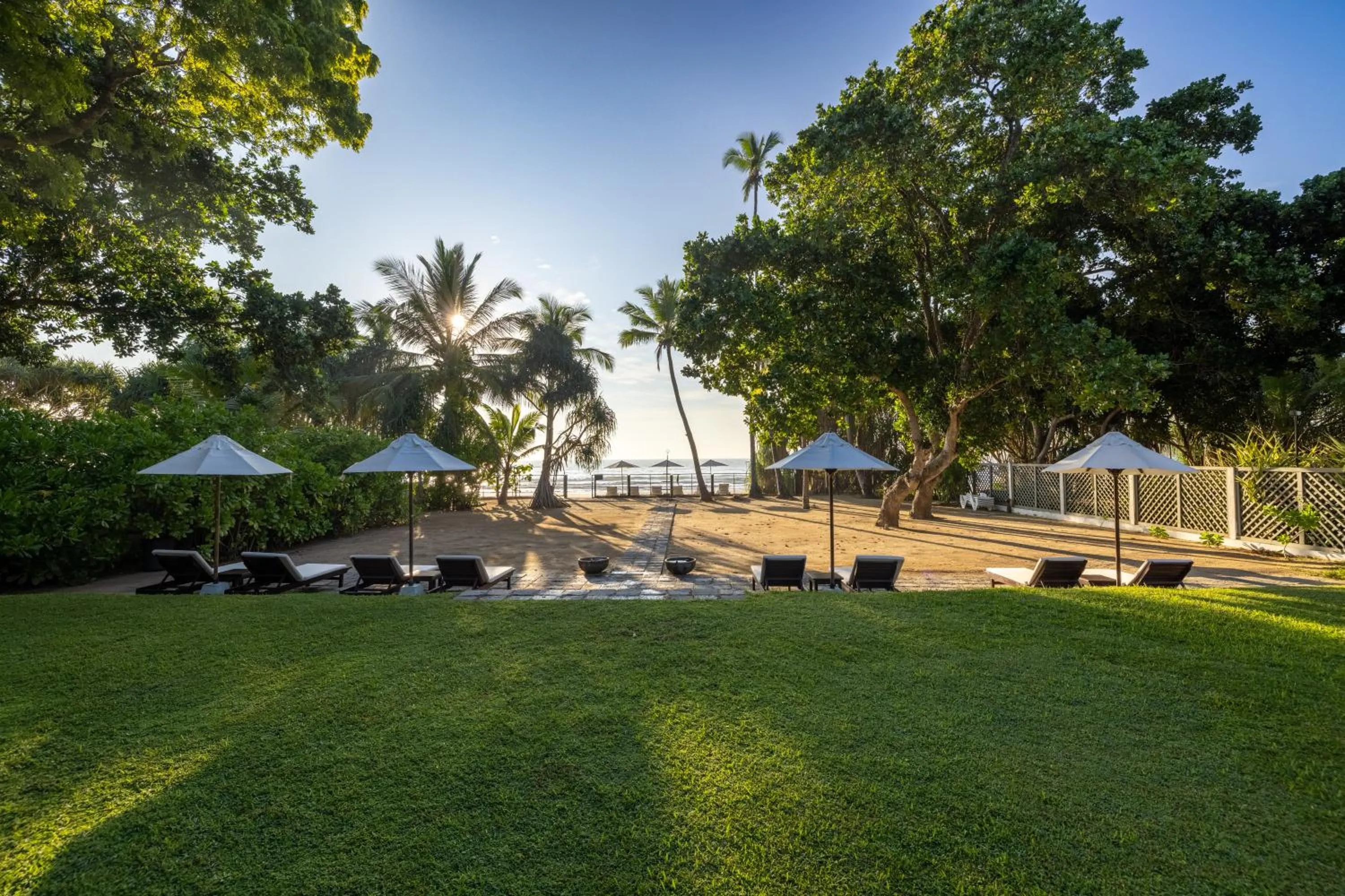 Beach in Taru Villas Mawella - Tangalle
