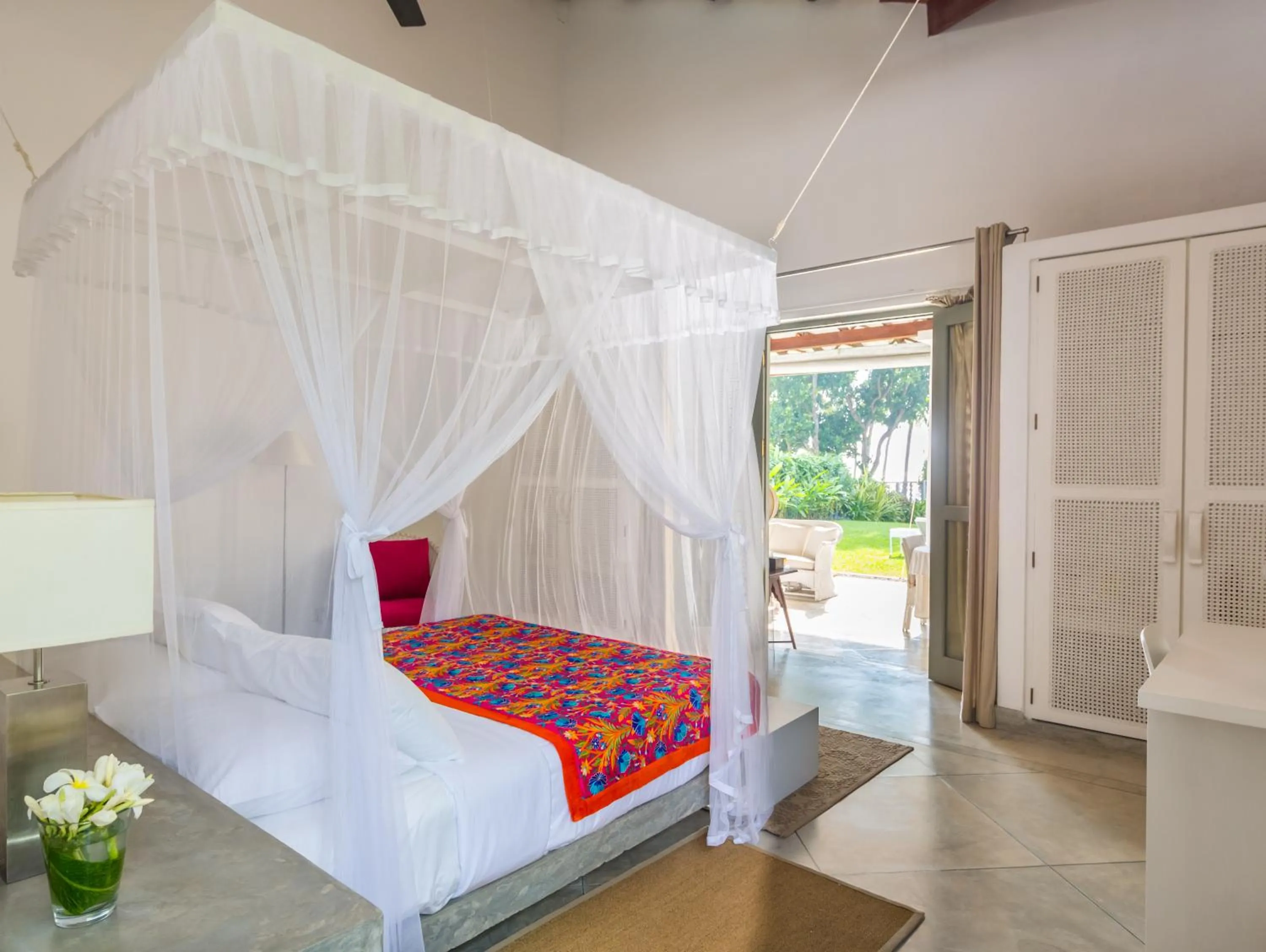 Bed in Taru Villas Mawella - Tangalle