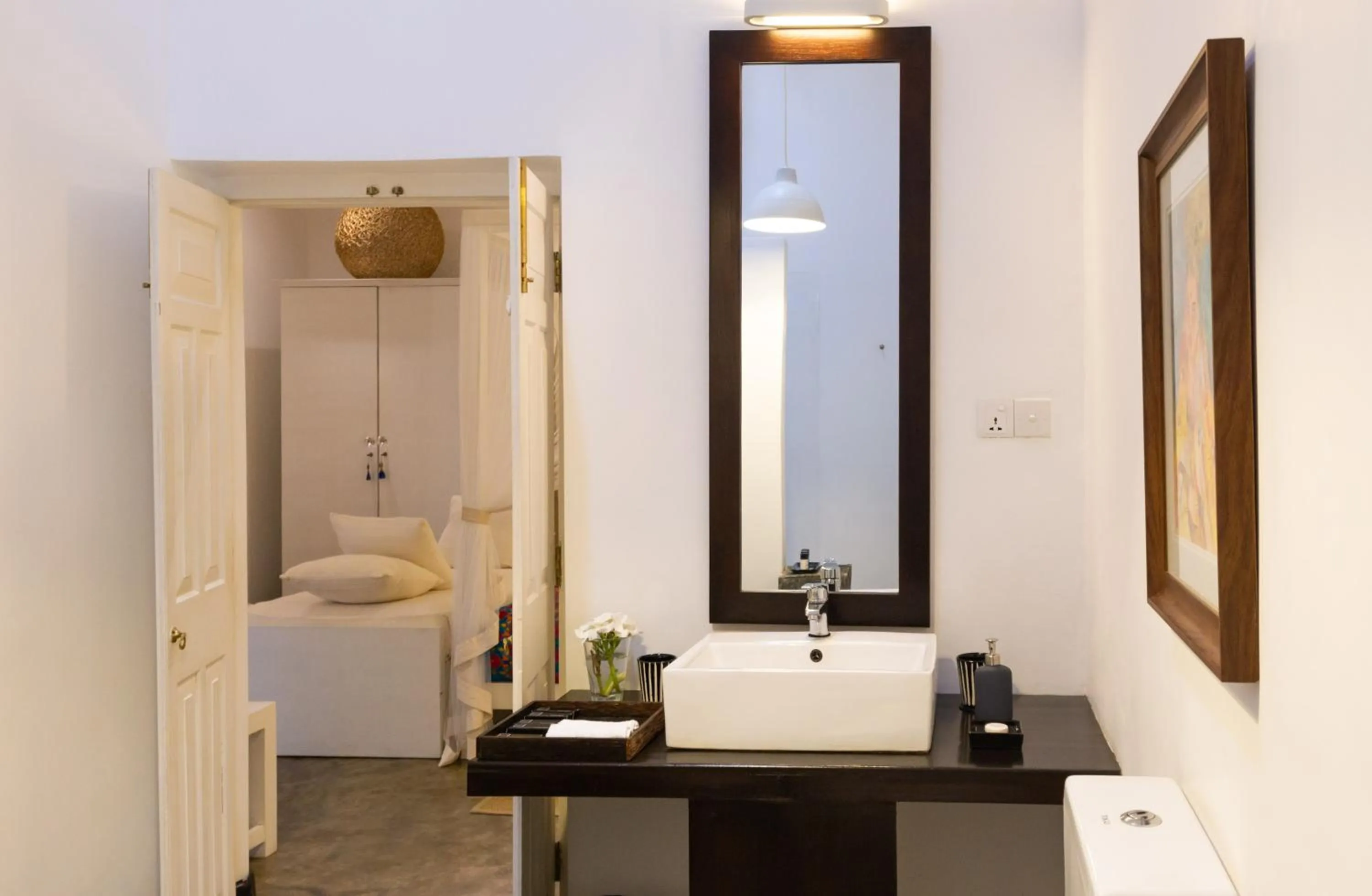 Shower in Taru Villas 906 - Hikkaduwa