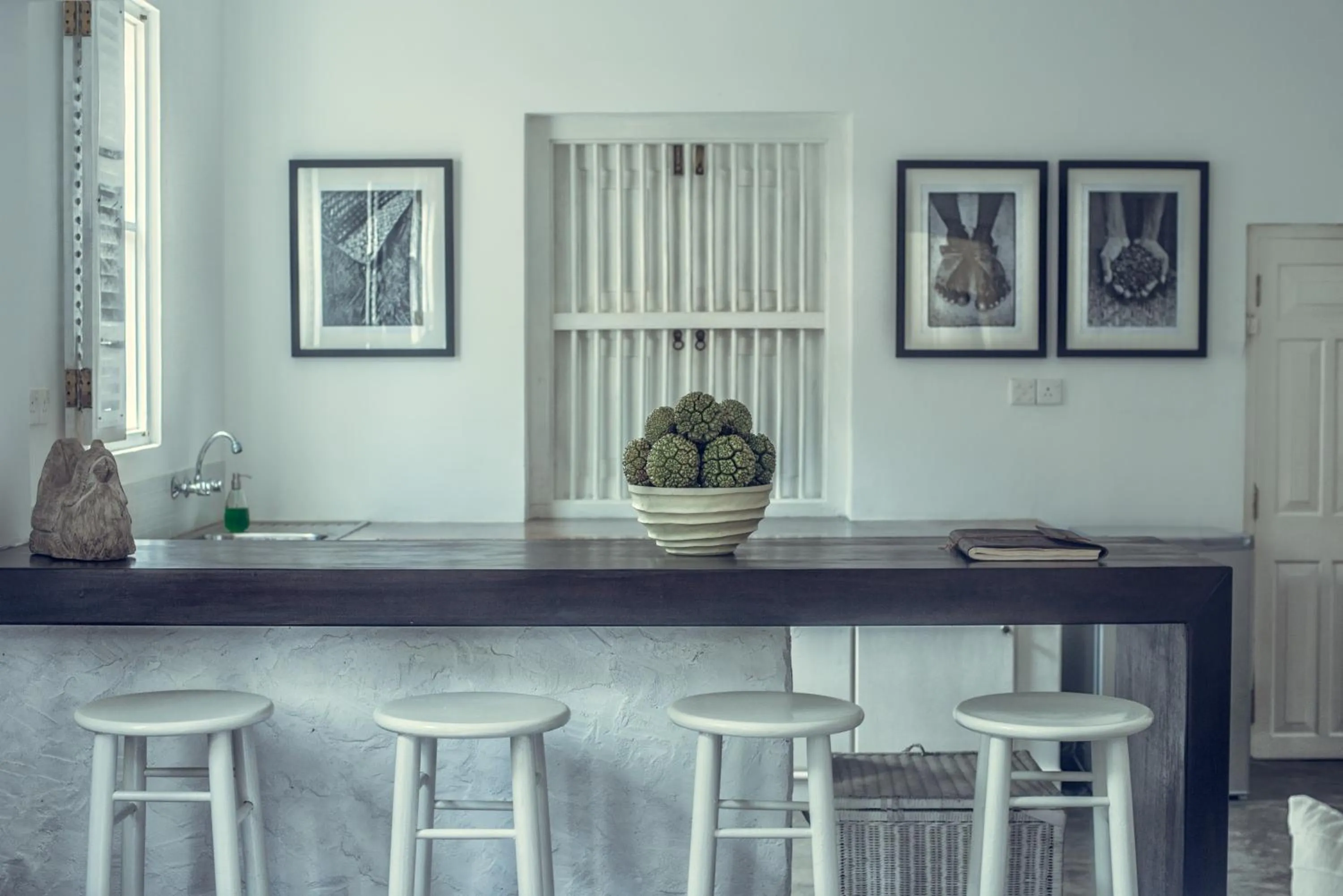 Lounge or bar in Taru Villas 906 - Hikkaduwa