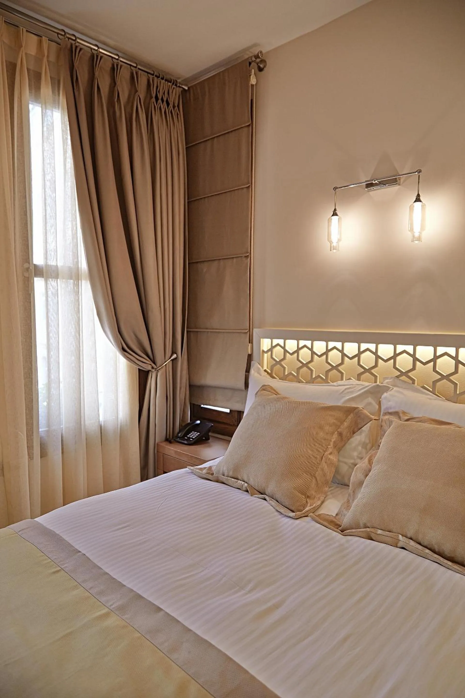 Photo of the whole room, Bed in Arart Hotel