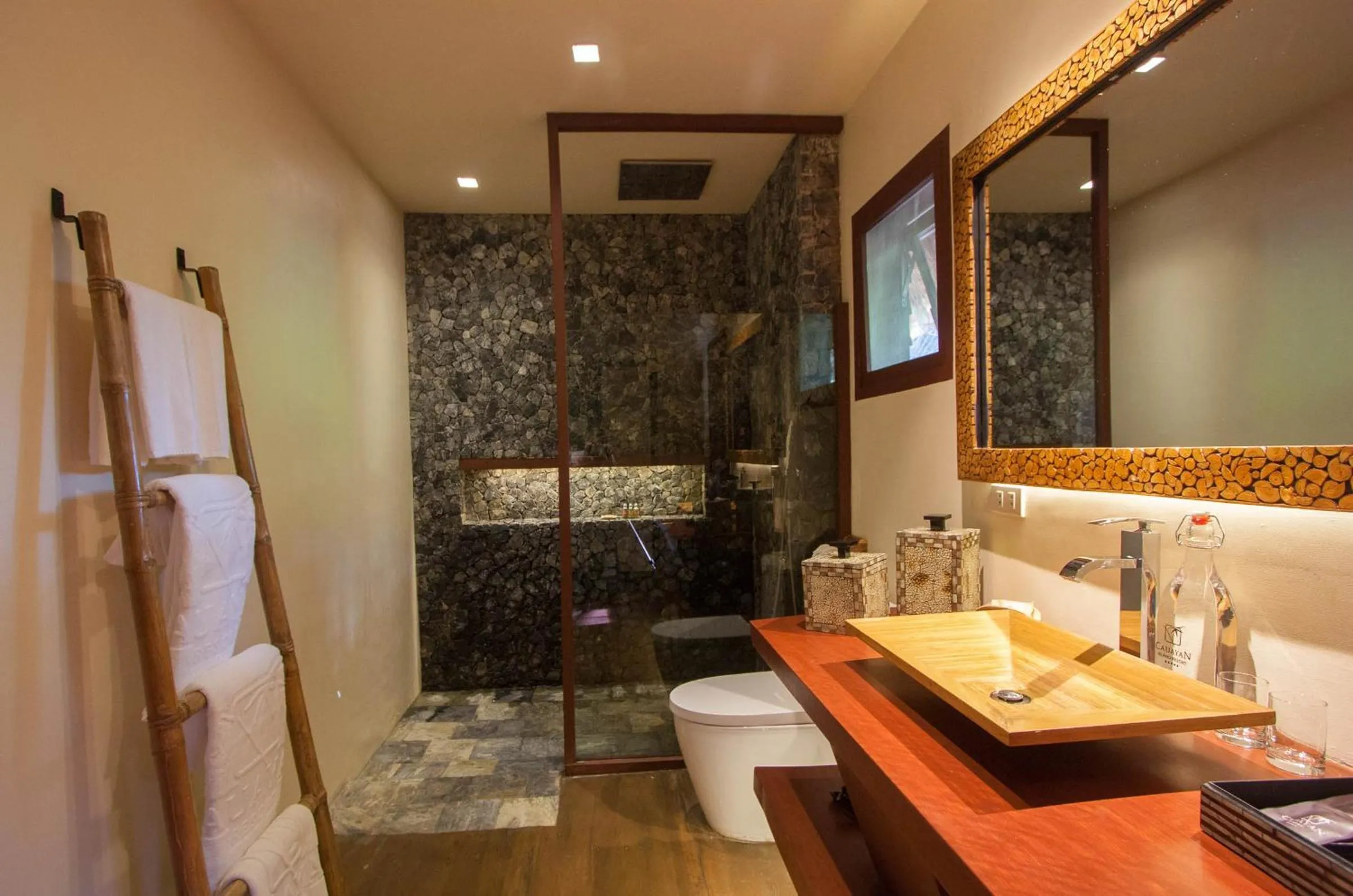 Bathroom in Cauayan Island Resort and Spa