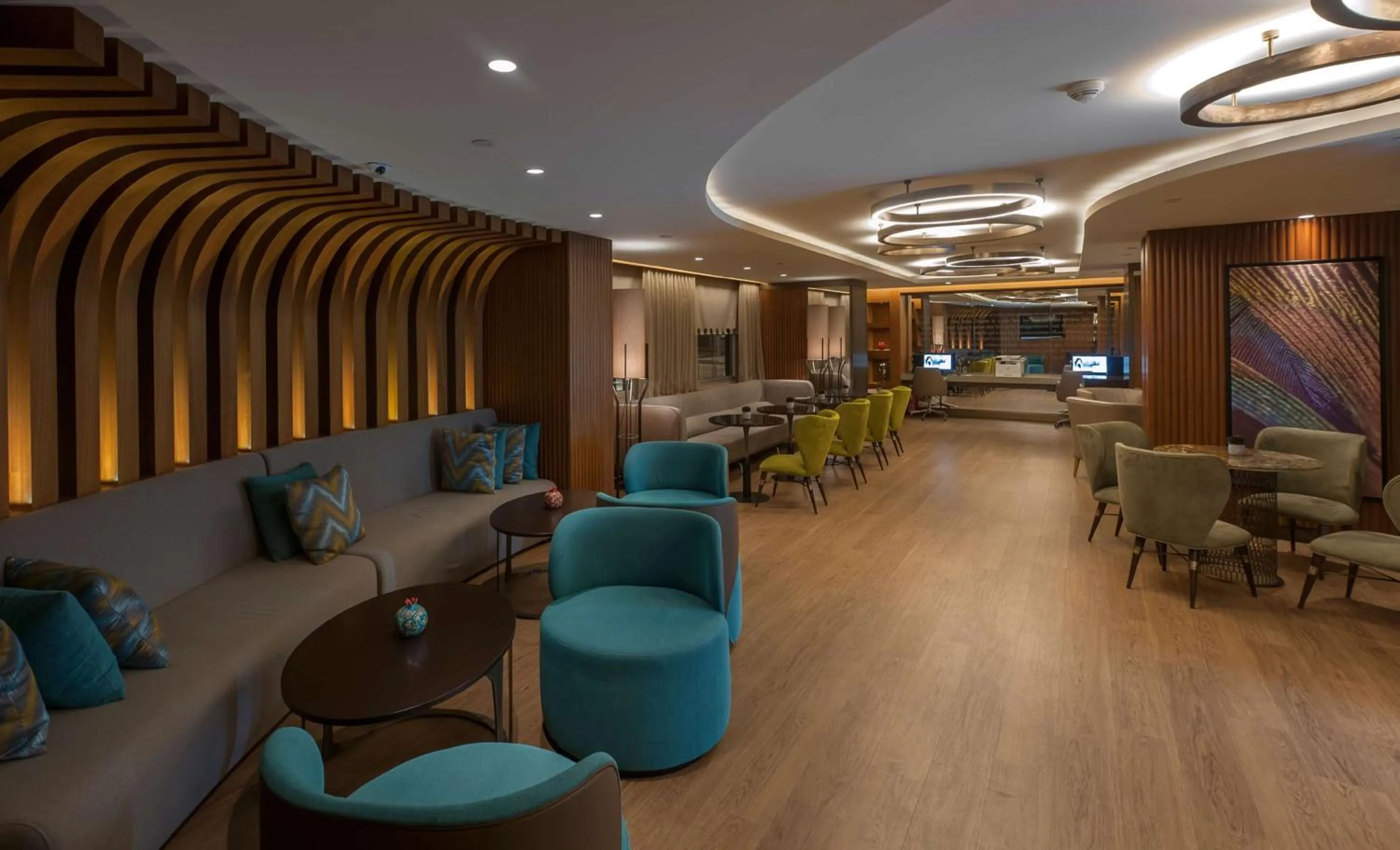Lobby or reception in DoubleTree by Hilton Istanbul - Sirkeci