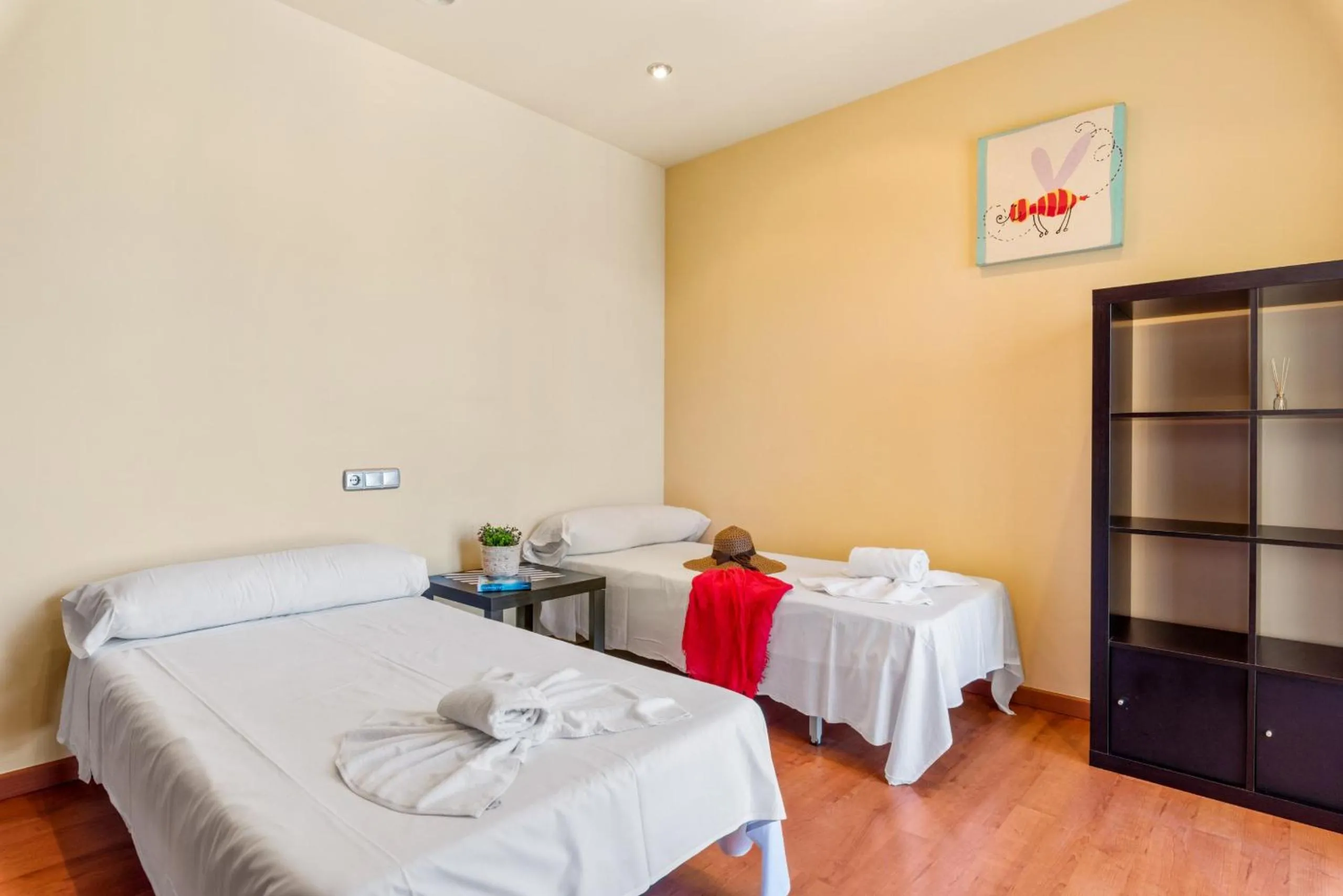 Bed in Villa Dorada - PlusHolidays