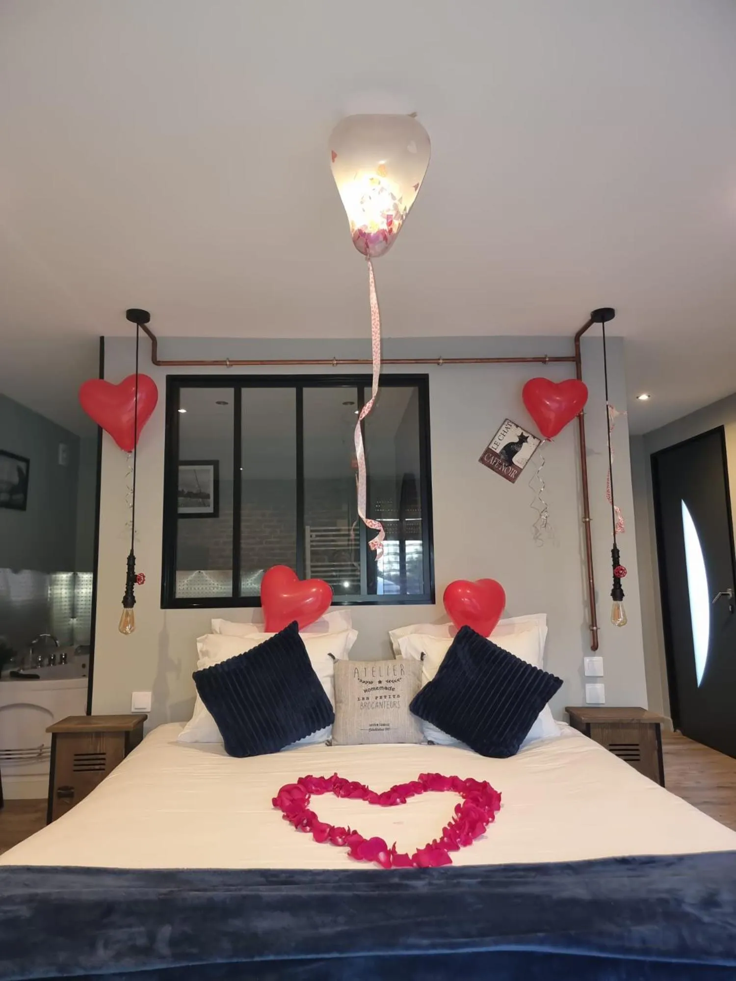 Decorative detail in Home Sweet Home