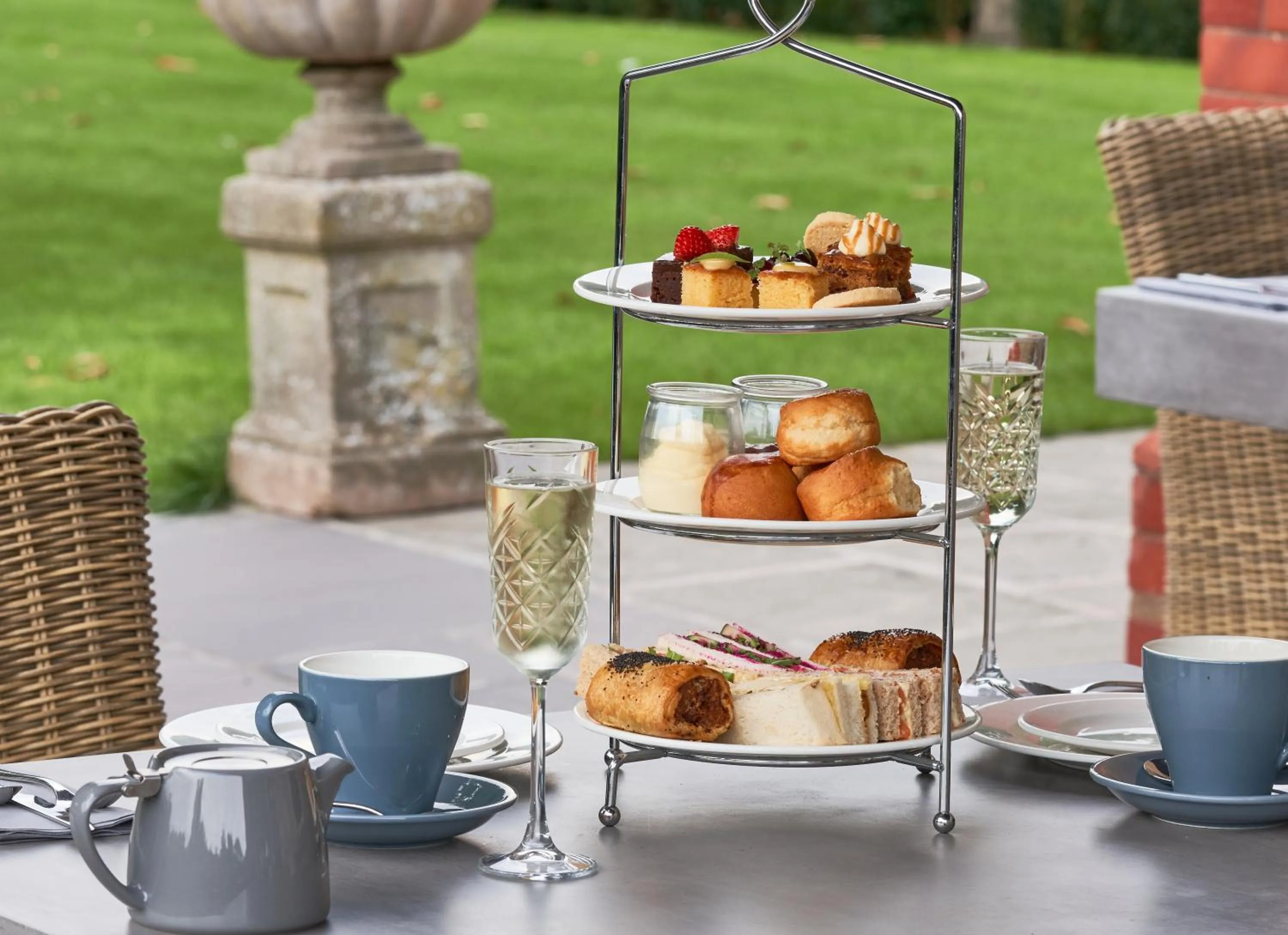 Restaurant/places to eat in The Elms Hotel & Spa