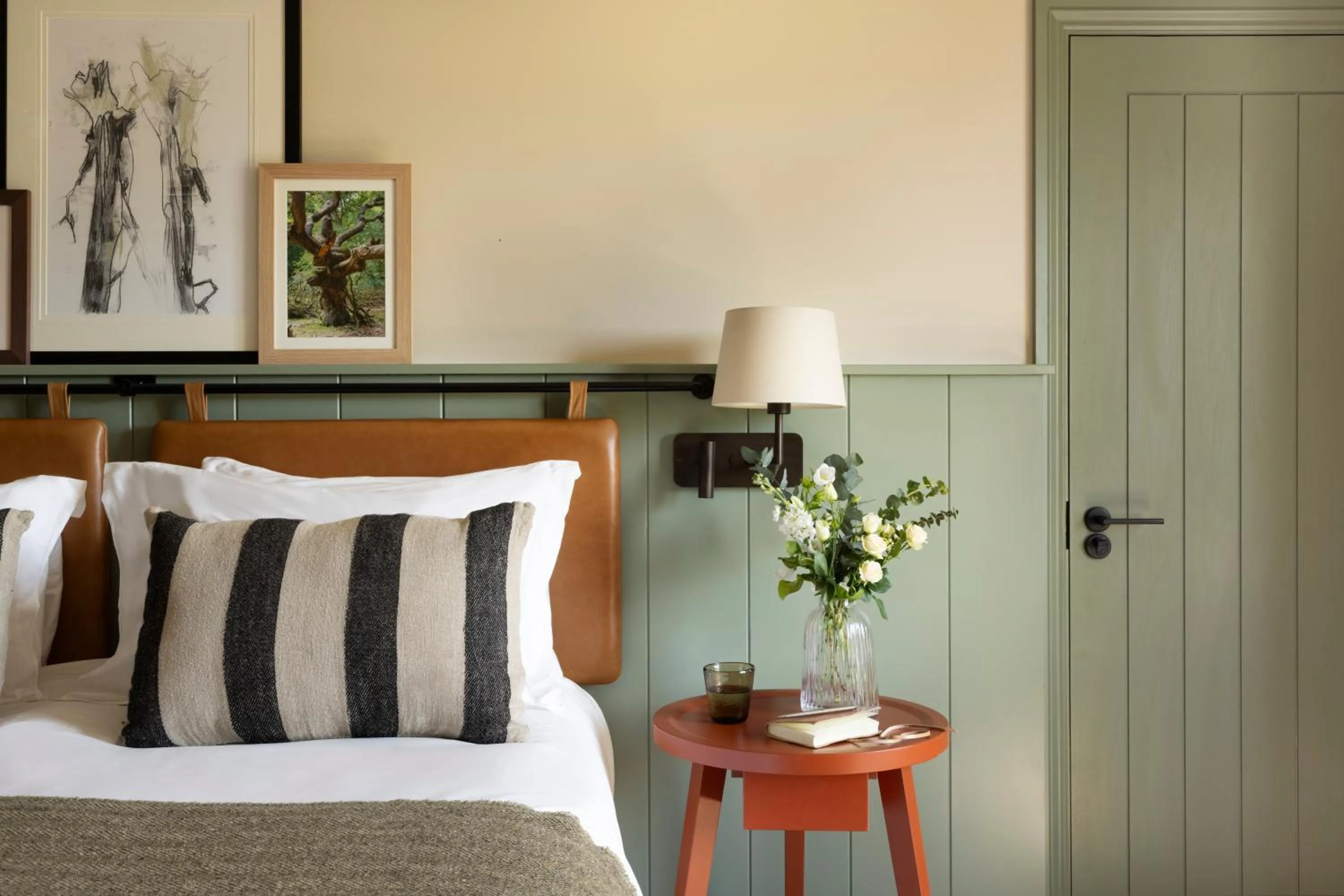 Bed in New Park Manor Hotel