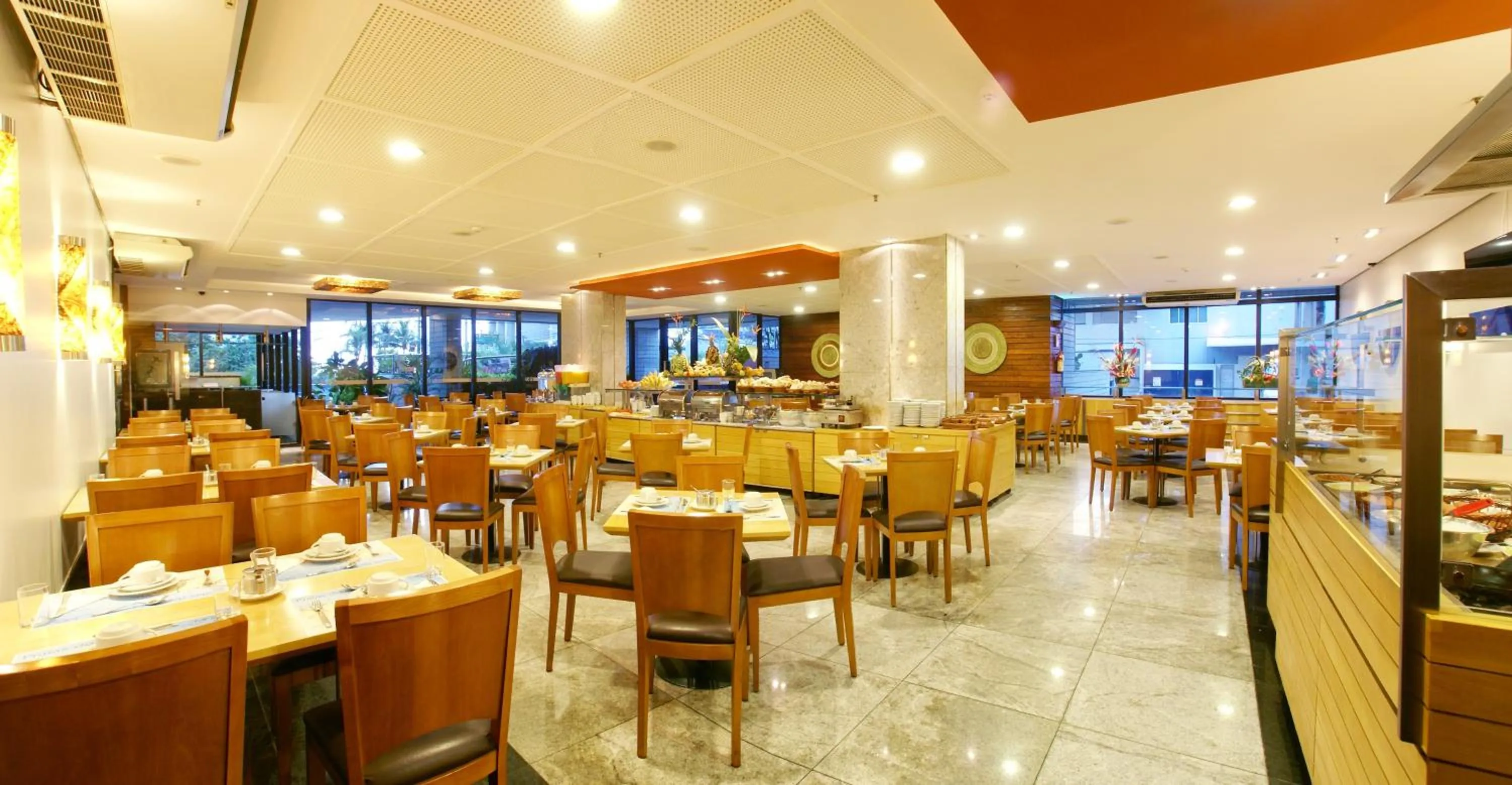 Restaurant/places to eat in Hotel Diogo