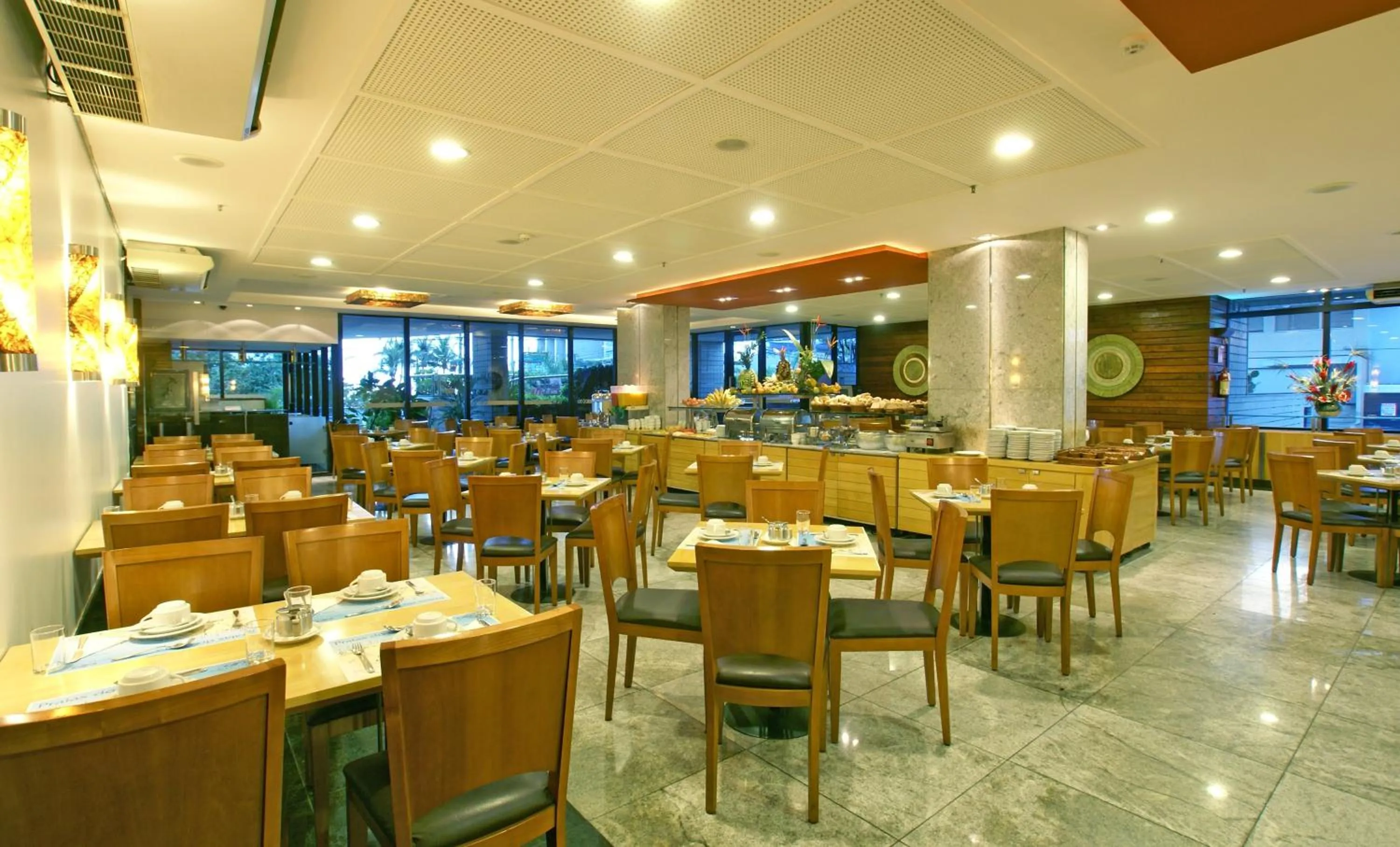 Restaurant/places to eat in Hotel Diogo