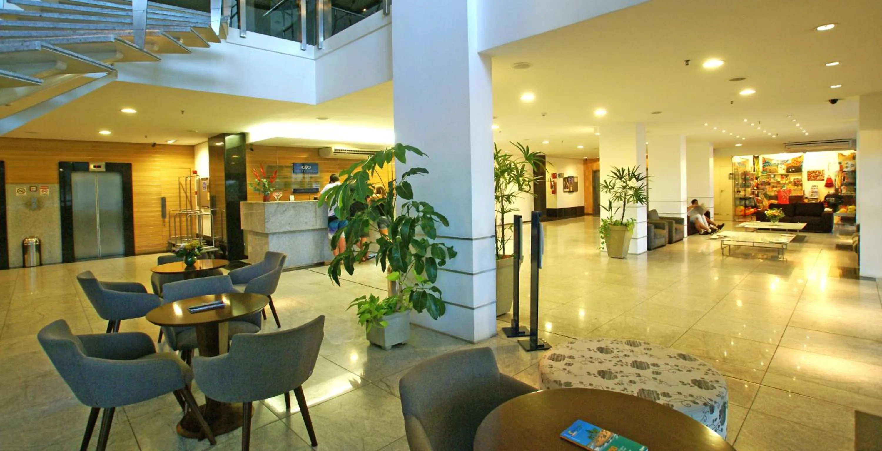 Lobby or reception in Hotel Diogo