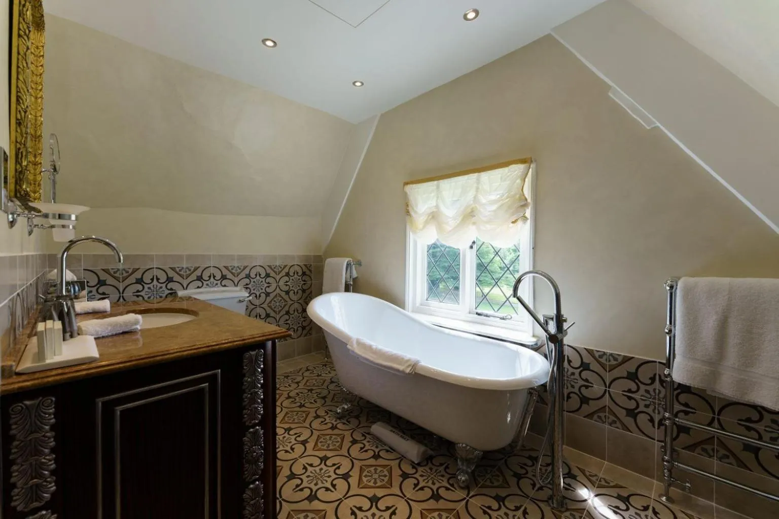 Bathroom in Thornbury Castle - A Relais & Chateaux Hotel