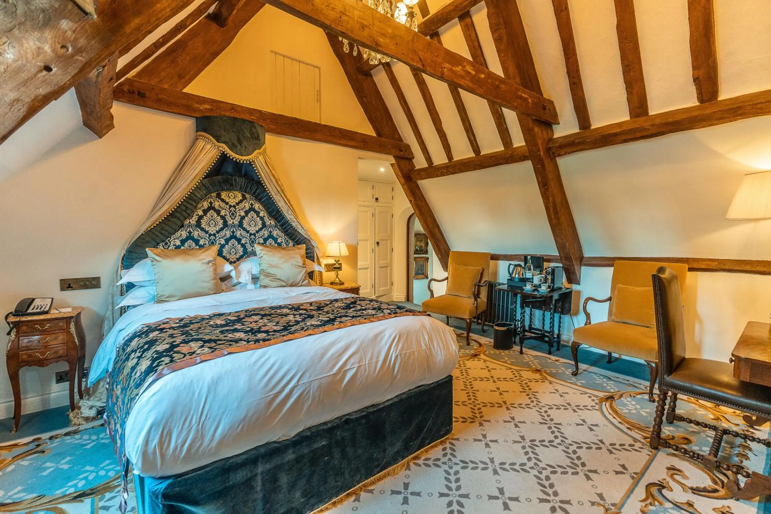 Bed in Thornbury Castle - A Relais & Chateaux Hotel