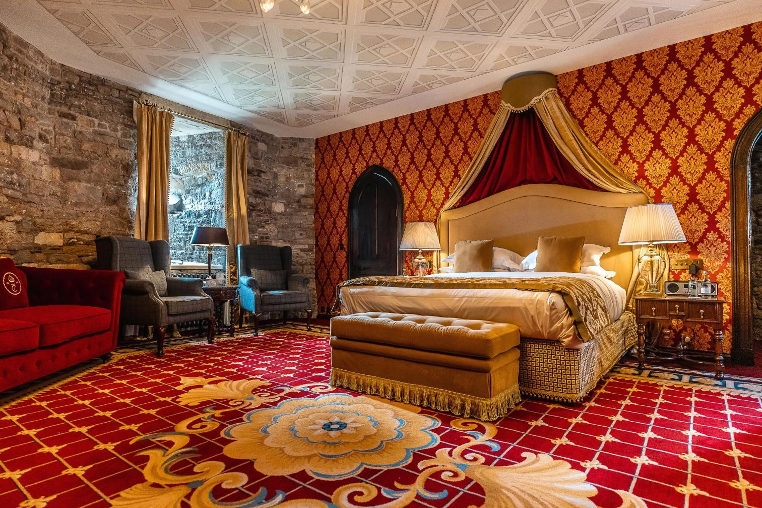 Bed in Thornbury Castle - A Relais & Chateaux Hotel