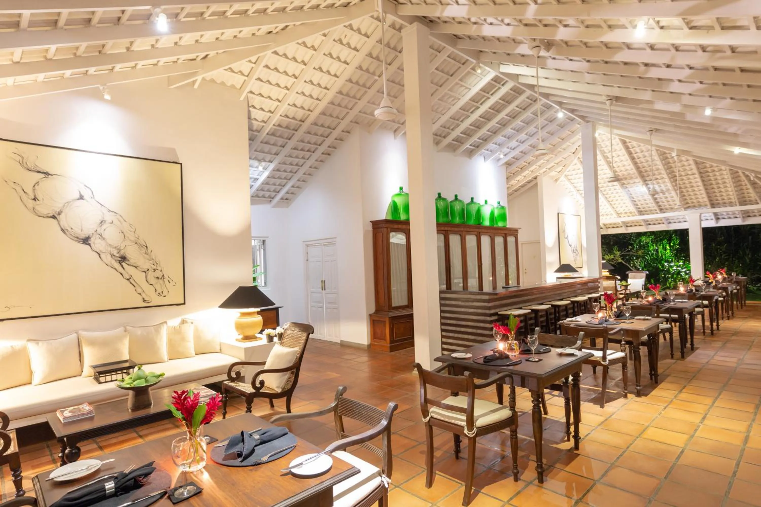 Restaurant/places to eat in Nyne Hotels Rock Villa - Bentota