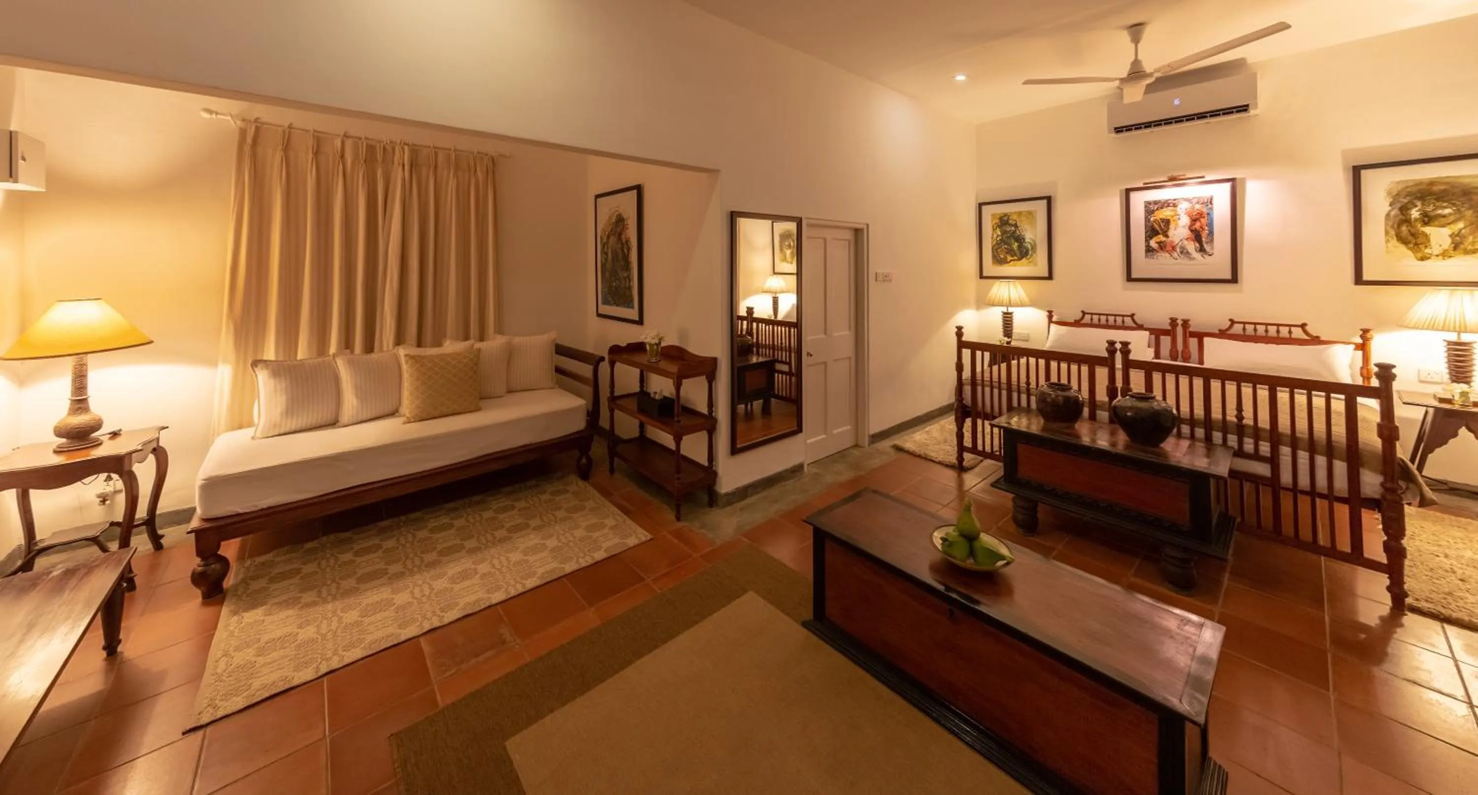 Bed in Nyne Hotels Rock Villa - Bentota