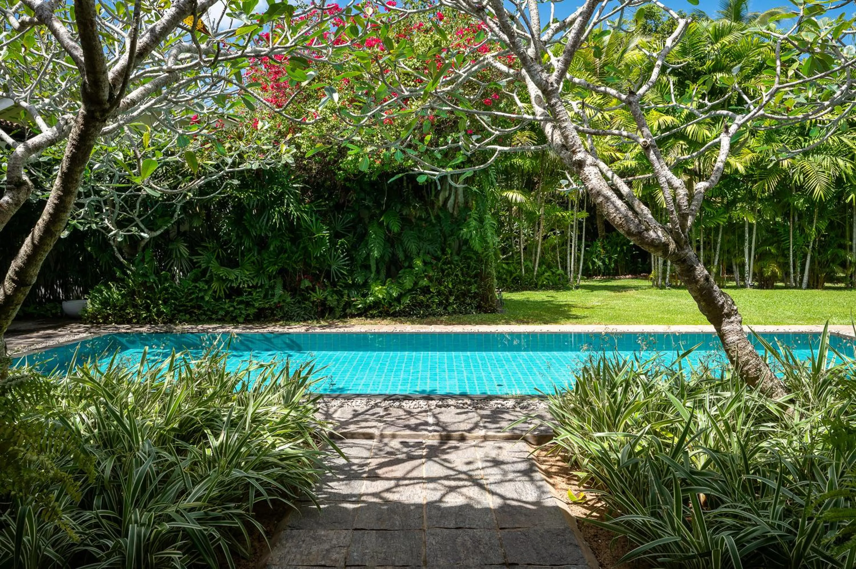 Pool view in Nyne Hotels Rock Villa - Bentota