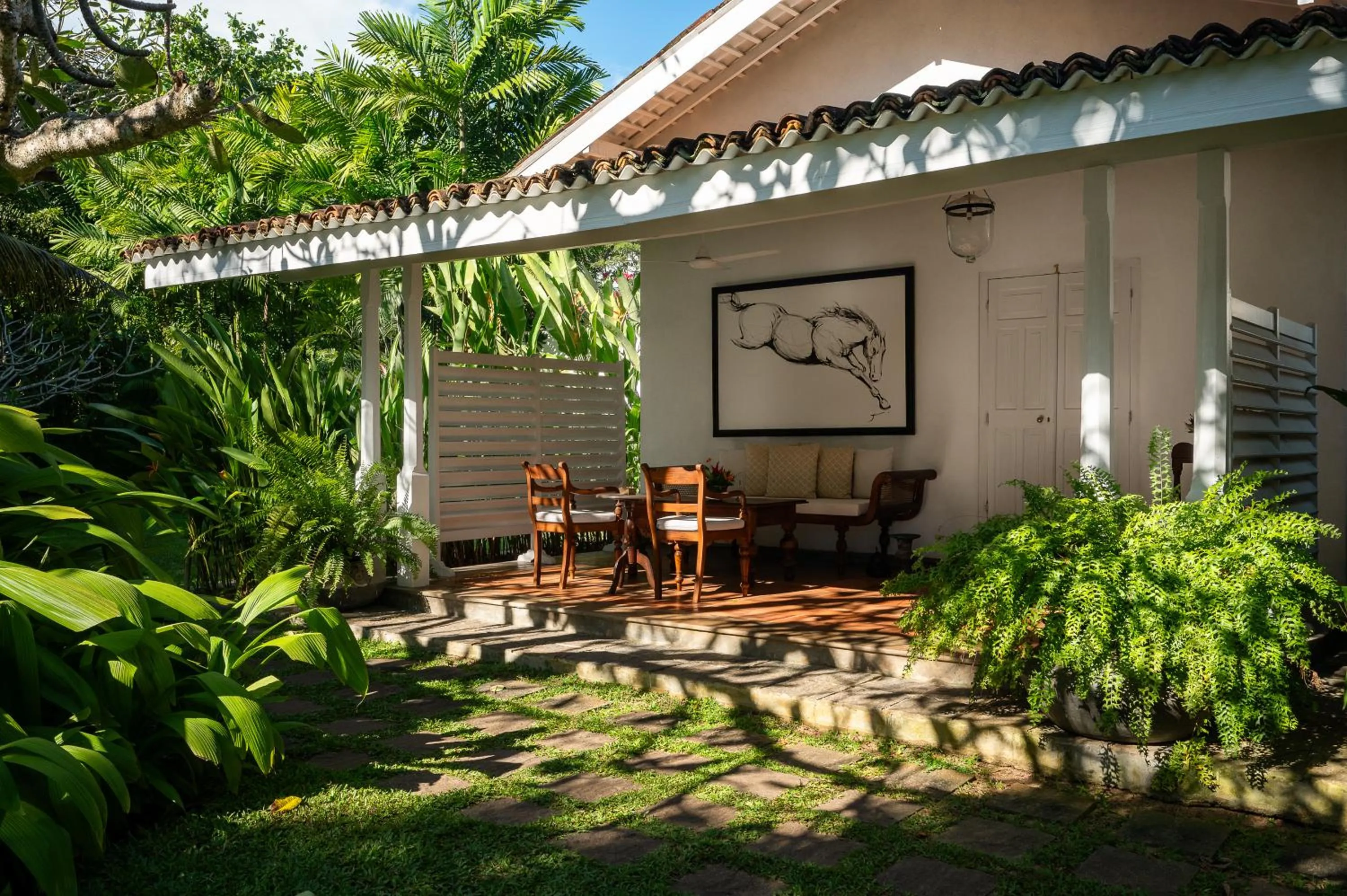 Garden in Nyne Hotels Rock Villa - Bentota