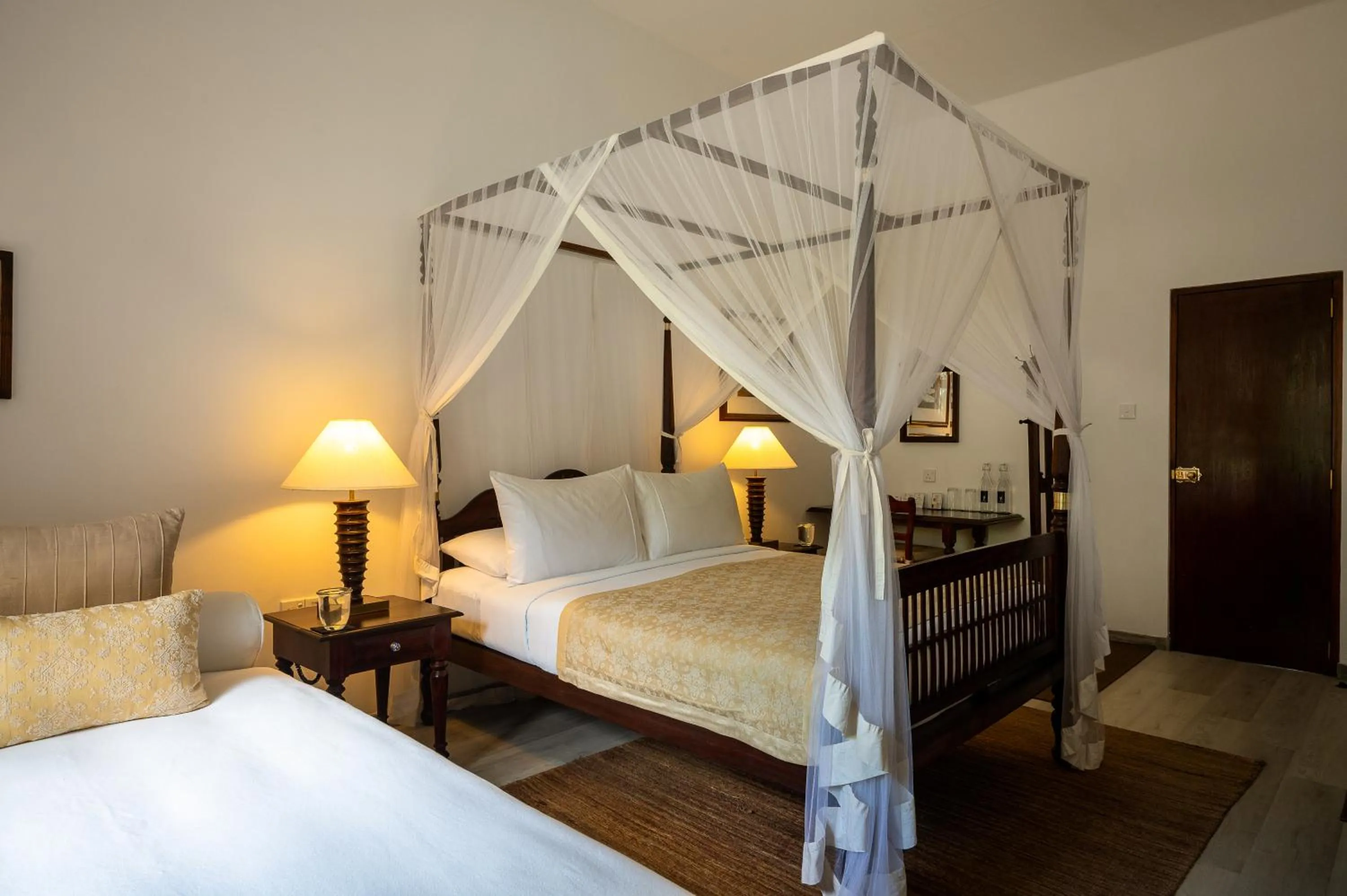 Bed in Nyne Hotels Rock Villa - Bentota